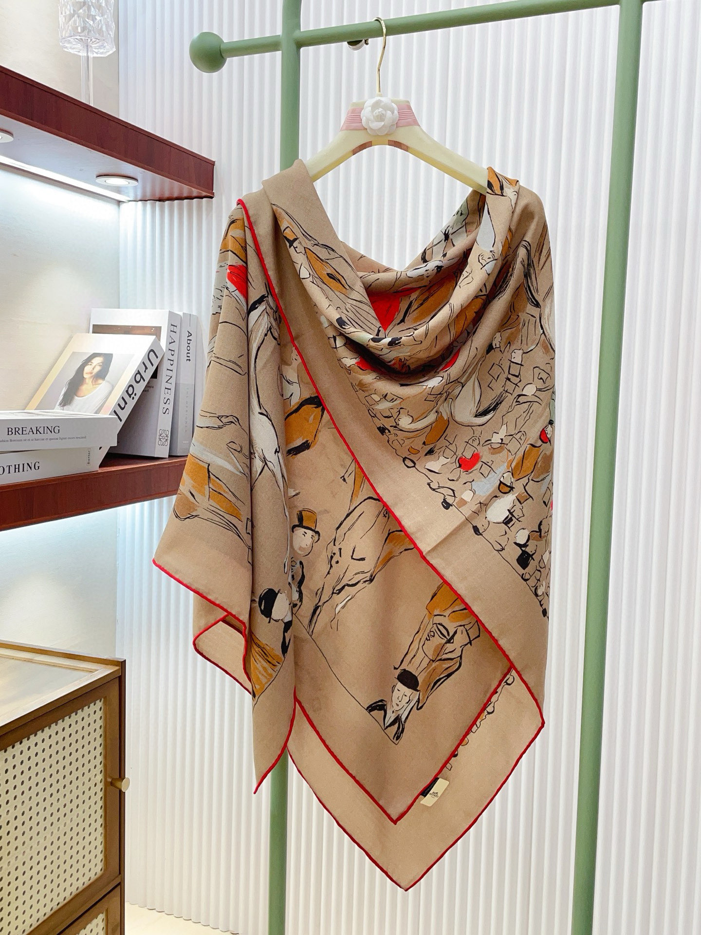 ✨✨【5️⃣色品质 双面同色 丝毛款】H家羊绒新款 买了都说好看‼️推荐💕【遛马场 140】羊绒方巾‼️