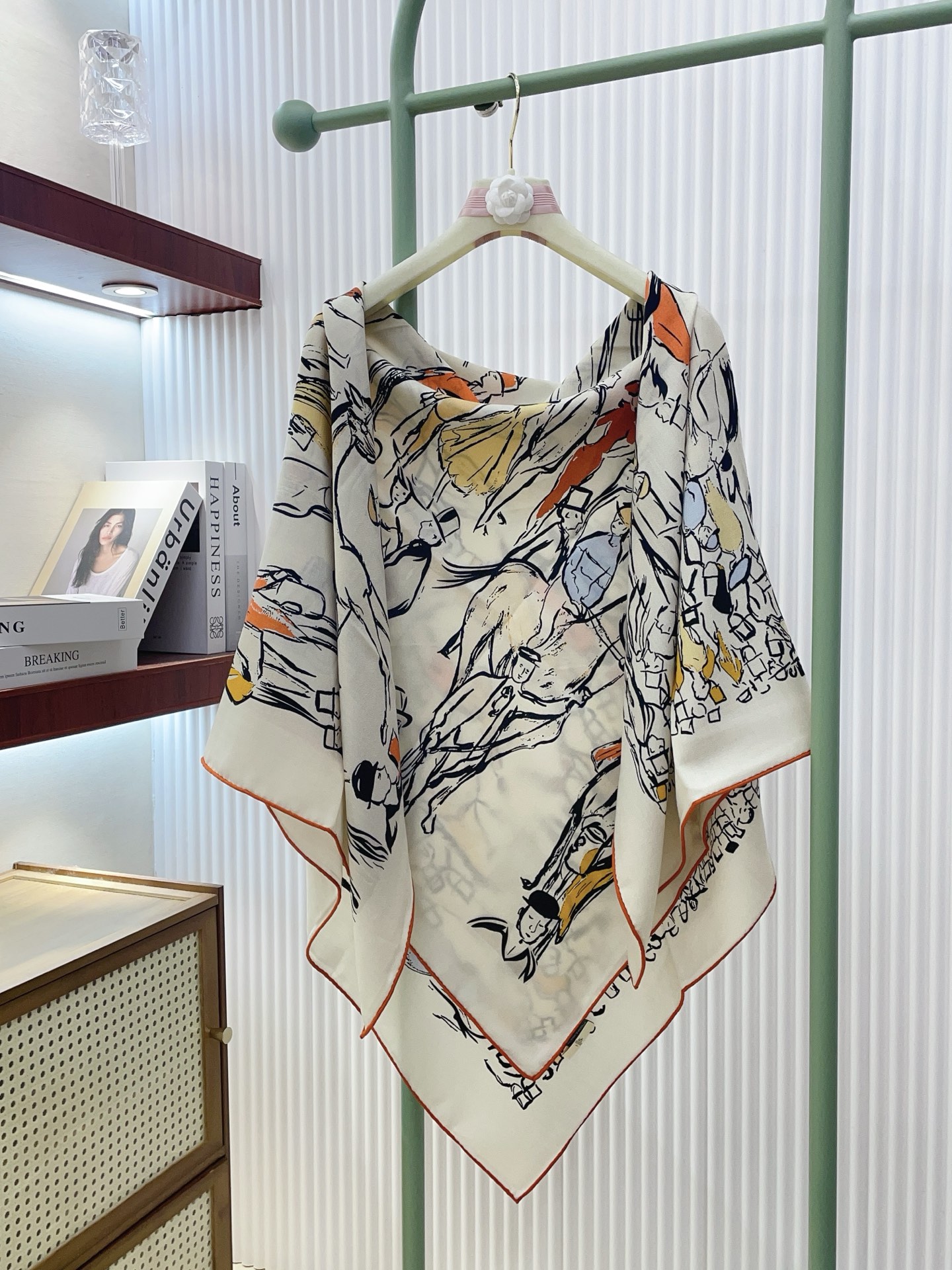 ✨✨【5️⃣色品质 双面同色 丝毛款】H家羊绒新款 买了都说好看‼️推荐💕【遛马场 140】羊绒方巾‼️