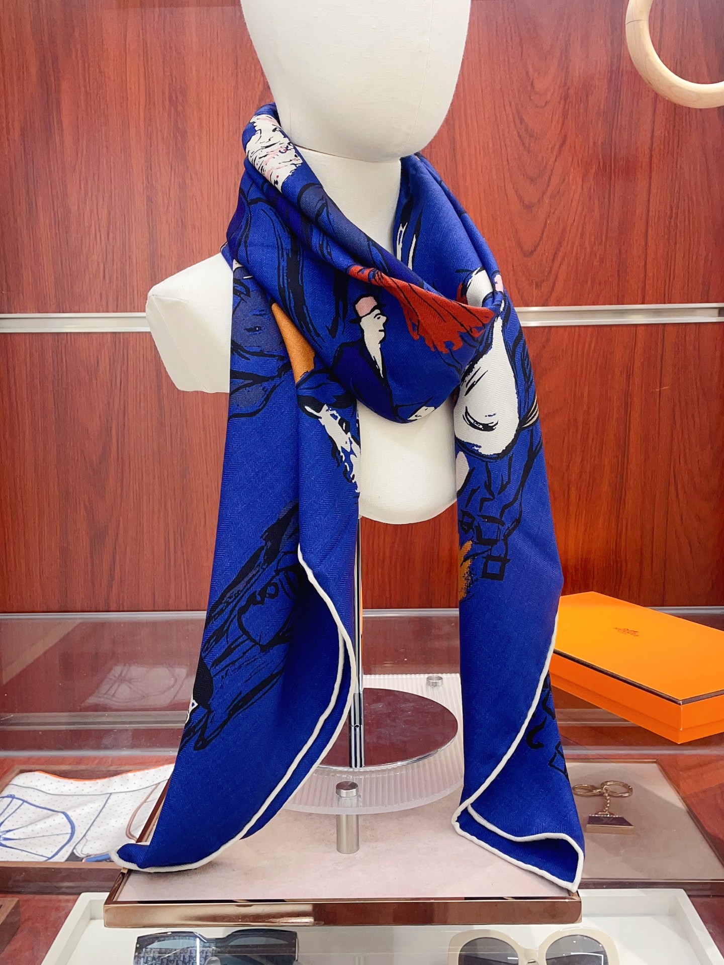 ✨✨【5️⃣色品质 双面同色 丝毛款】H家羊绒新款 买了都说好看‼️推荐💕【遛马场 140】羊绒方巾‼️