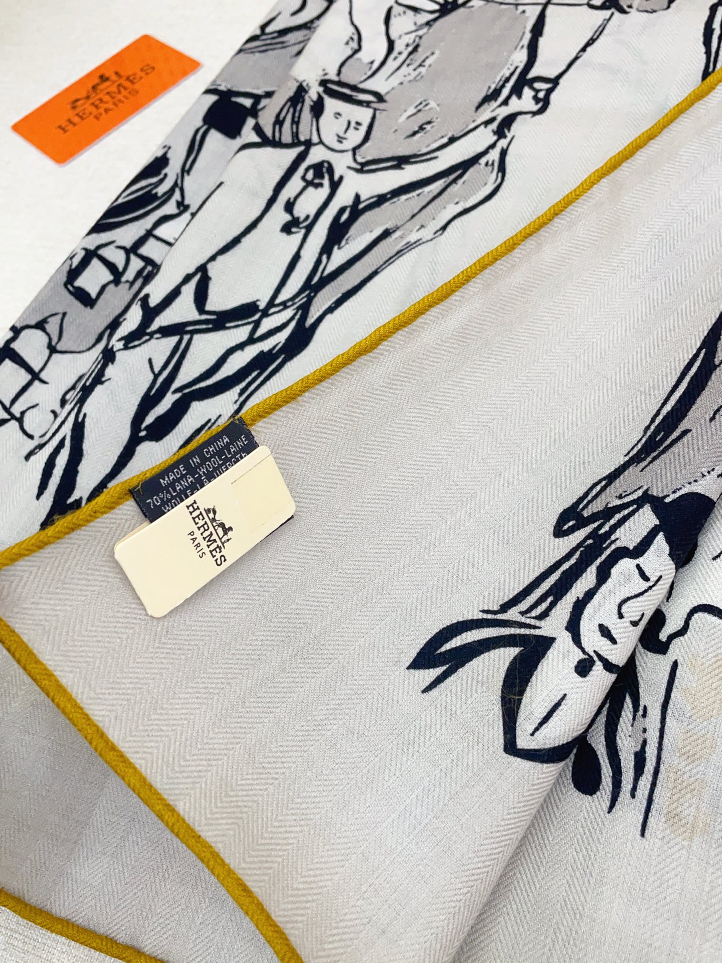 ✨✨【5️⃣色品质 双面同色 丝毛款】H家羊绒新款 买了都说好看‼️推荐💕【遛马场 140】羊绒方巾‼️