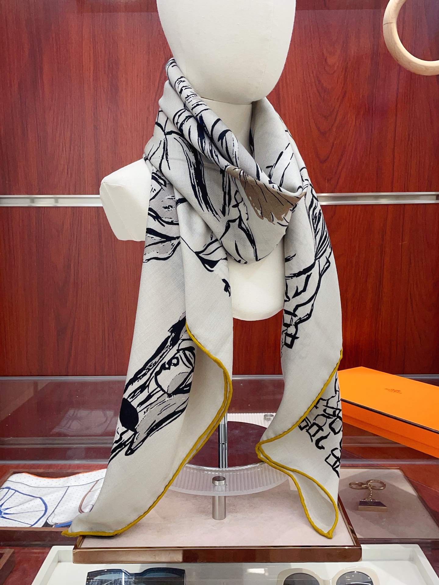 ✨✨【5️⃣色品质 双面同色 丝毛款】H家羊绒新款 买了都说好看‼️推荐💕【遛马场 140】羊绒方巾‼️