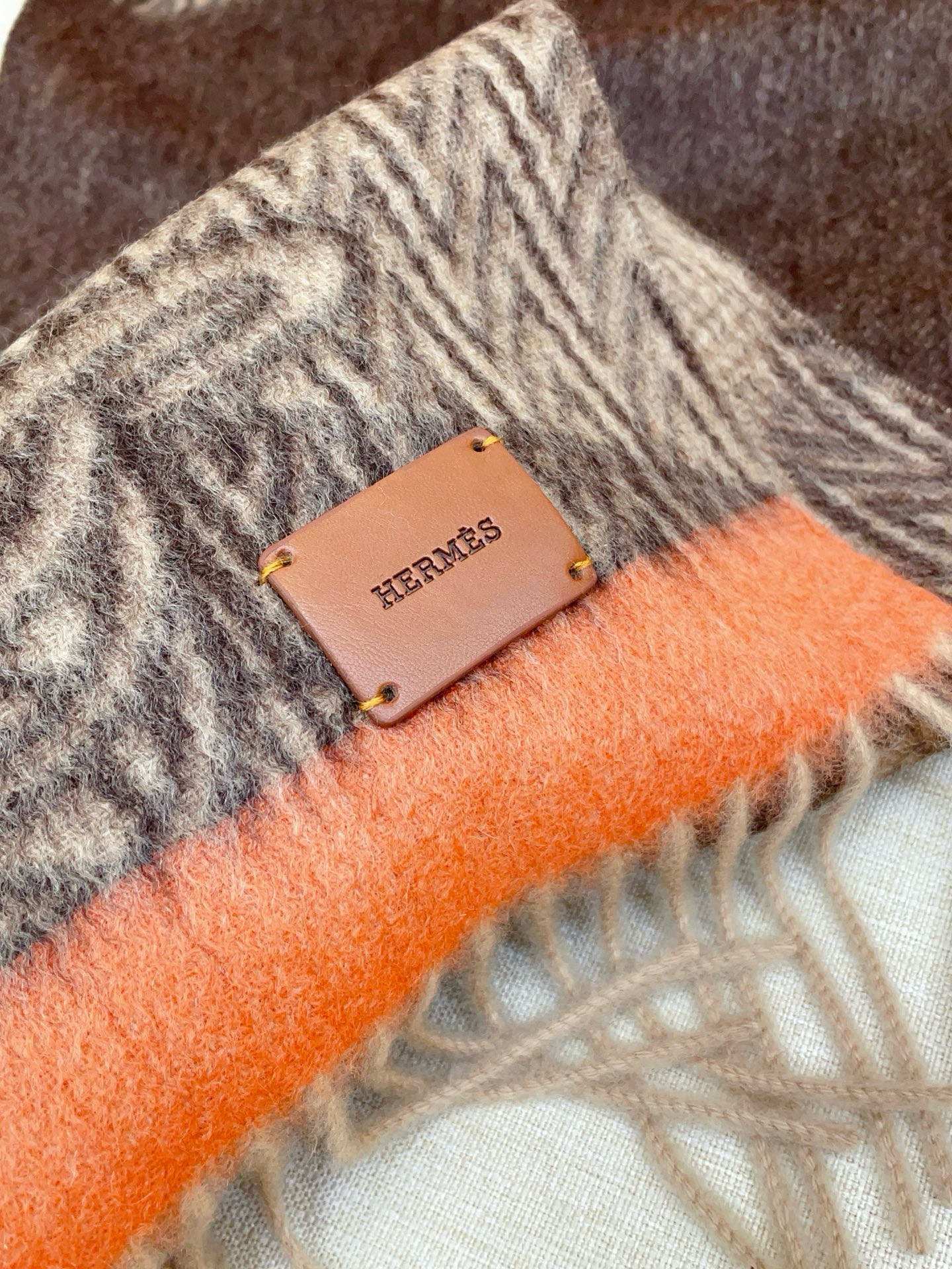 ✨✨【全羊绒款】H家新款【真皮LOGO】羊绒长巾‼️美翻了[流泪]御用殿堂级极品‼️男女同款 进口纯羊绒