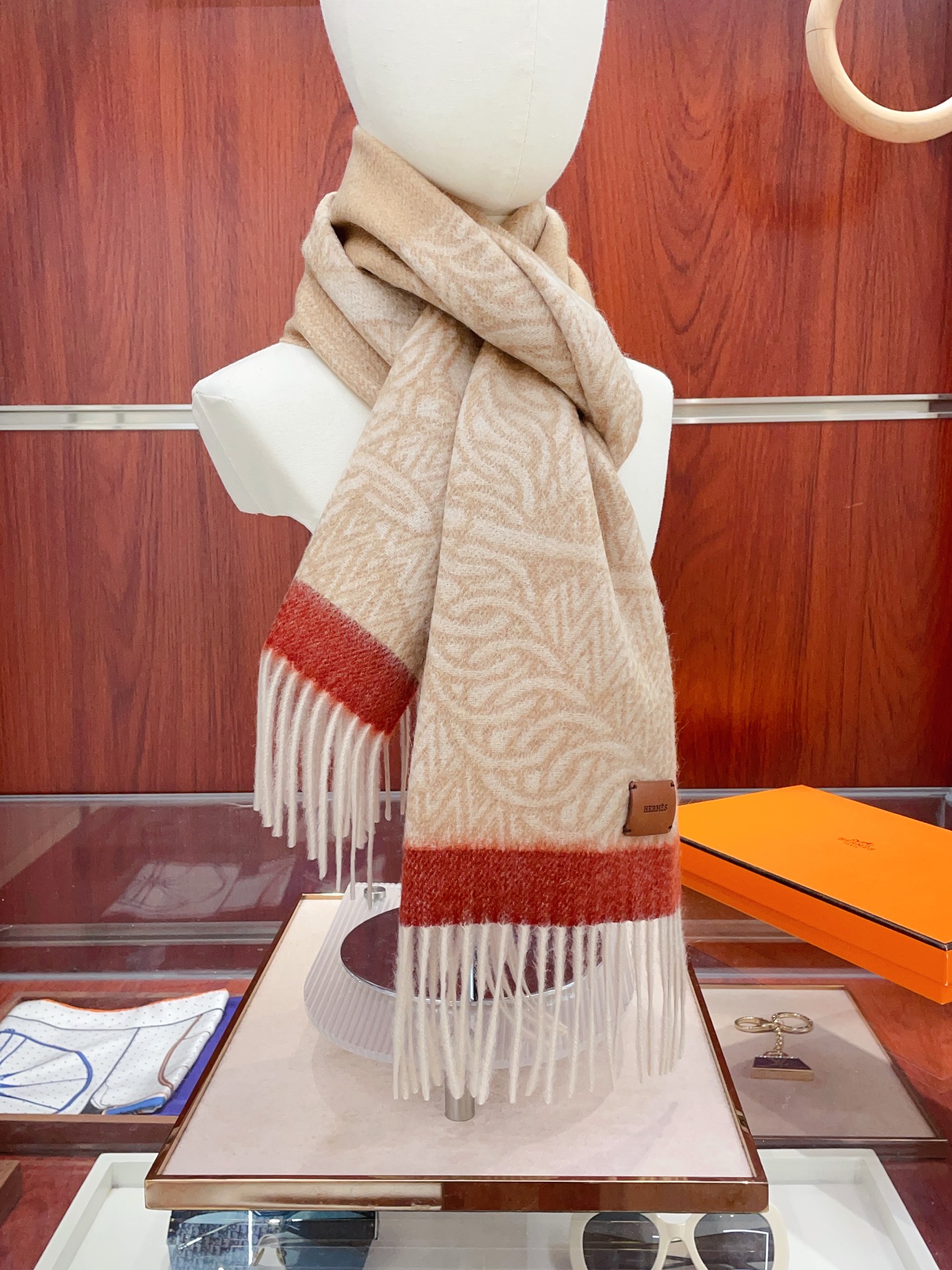 ✨✨【全羊绒款】H家新款【真皮LOGO】羊绒长巾‼️美翻了[流泪]御用殿堂级极品‼️男女同款 进口纯羊绒