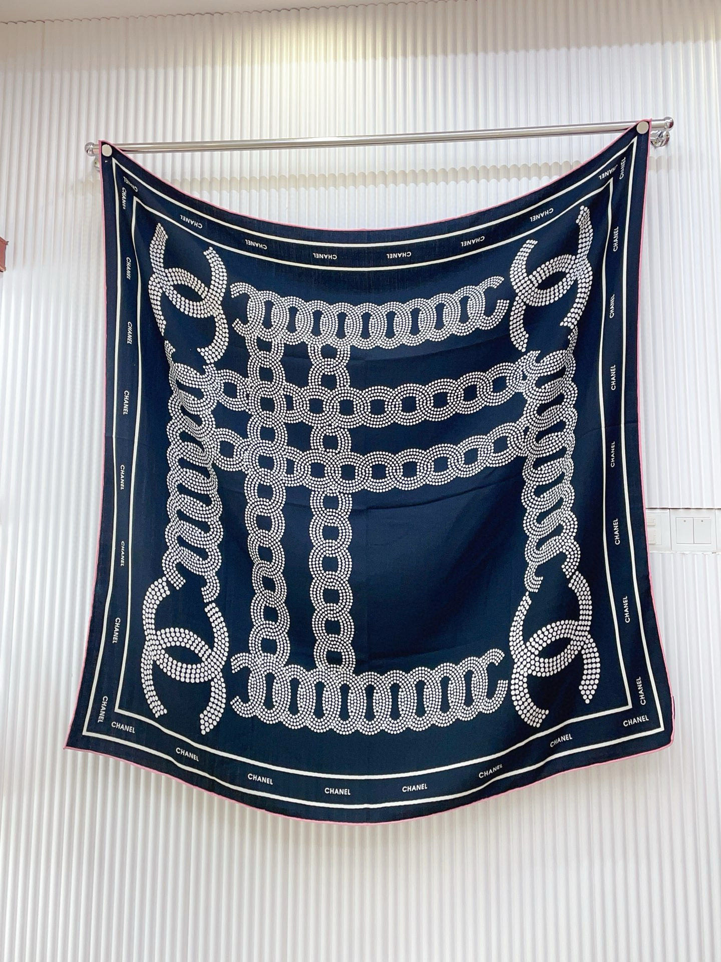 ✨✨【双面同色 丝毛款】小香 羊绒方巾‼️抢‼️VIP推荐 ‼️👍下手一定要快【高端 大爱 ‼️纯羊绒 