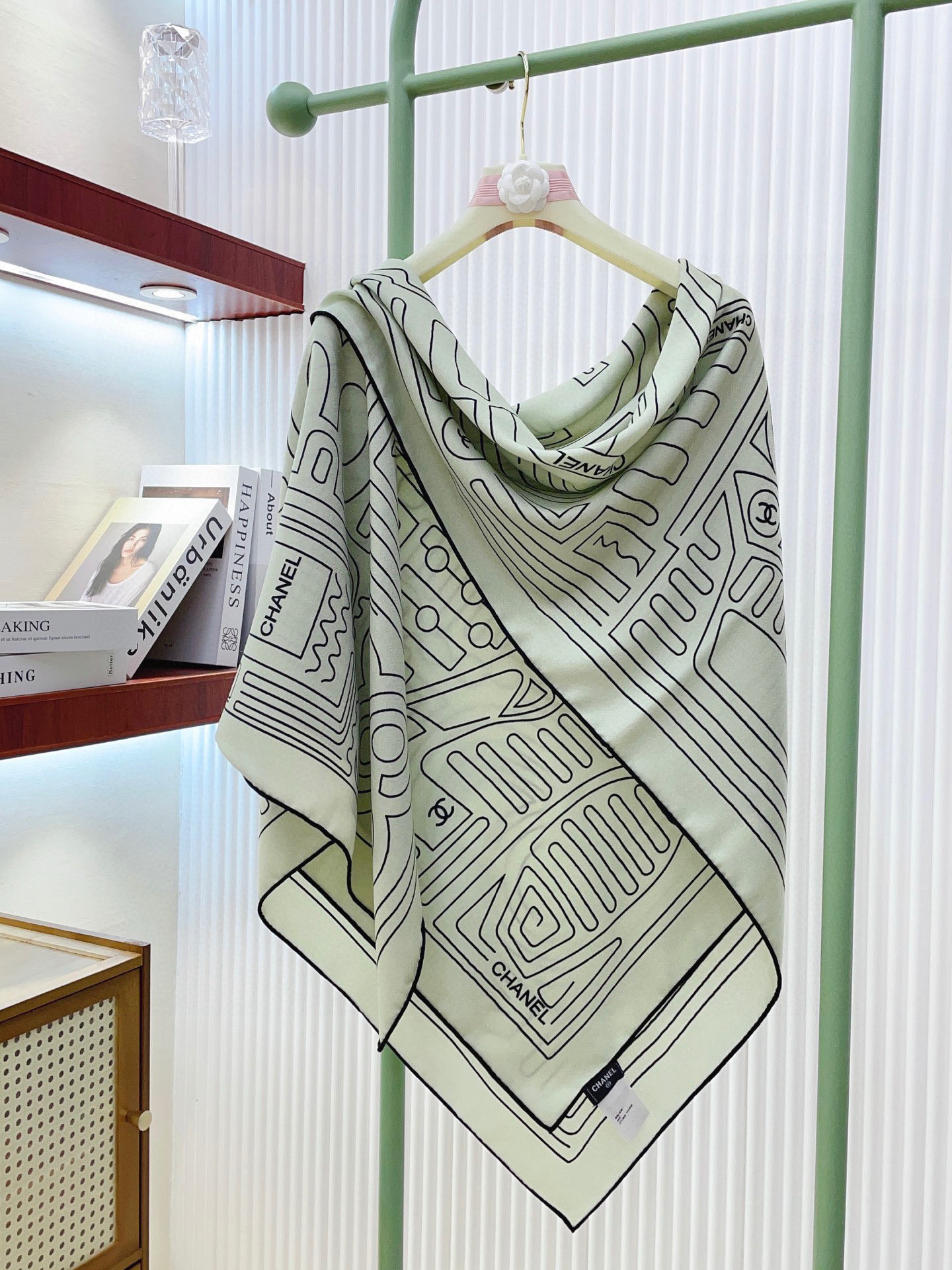 ✨✨✨小香【小香线条条纹140】羊绒方巾‼️抢‼️VIP推荐 ‼️👍下手一定要快【高端 大爱 ‼️纯羊绒