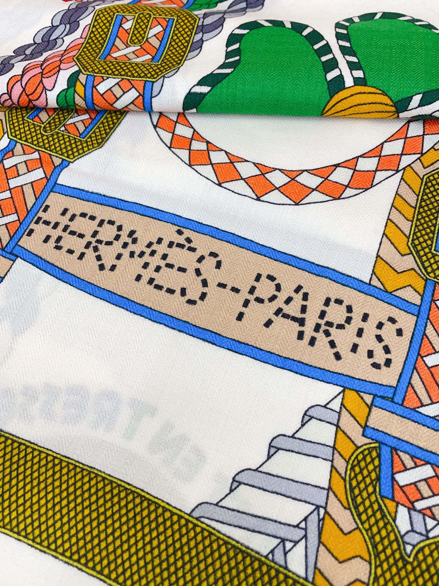 ✨✨【双面同色 丝毛款】H家羊绒新款 买了都说好看‼️推荐💕【编织鞍带 140】羊绒方巾‼️H家ZG爆款