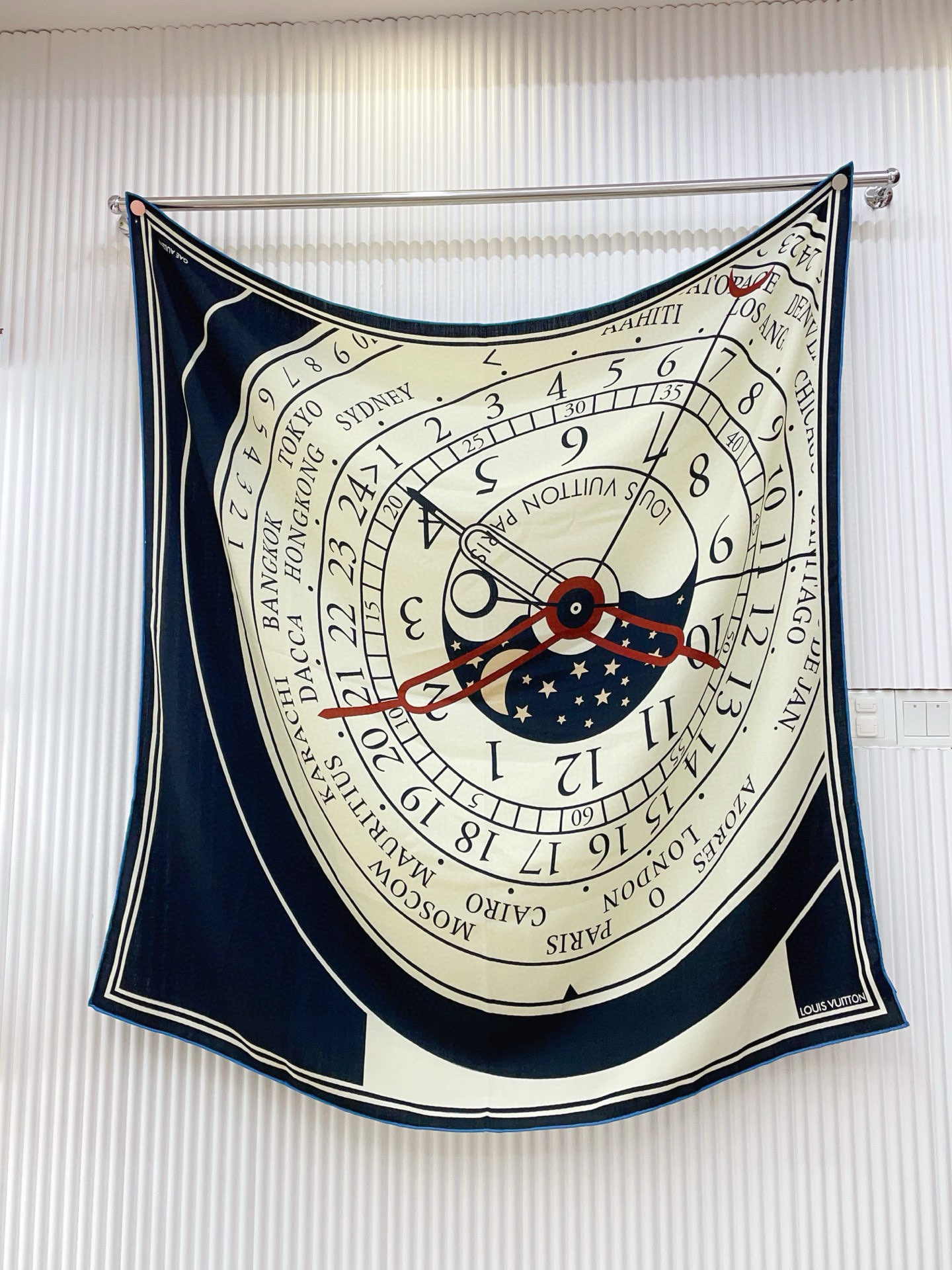 ✨✨【双面同色 丝毛款】L家羊绒新款 买了都说好看‼️推荐💕双面同色羊绒方巾‼️驴家ZG爆款🎁💟立体呈现