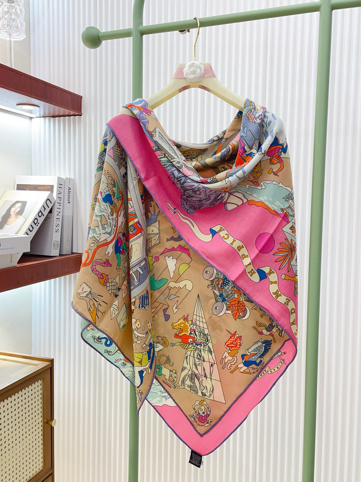 ✨✨【双面同色 丝毛款】H家羊绒新款 买了都说好看‼️推荐💕【马术学院 140】羊绒方巾‼️H家ZG爆款