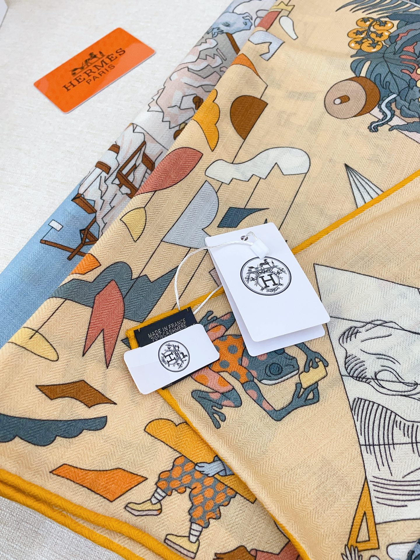 ✨✨【双面同色 丝毛款】H家羊绒新款 买了都说好看‼️推荐💕【马术学院 140】羊绒方巾‼️H家ZG爆款