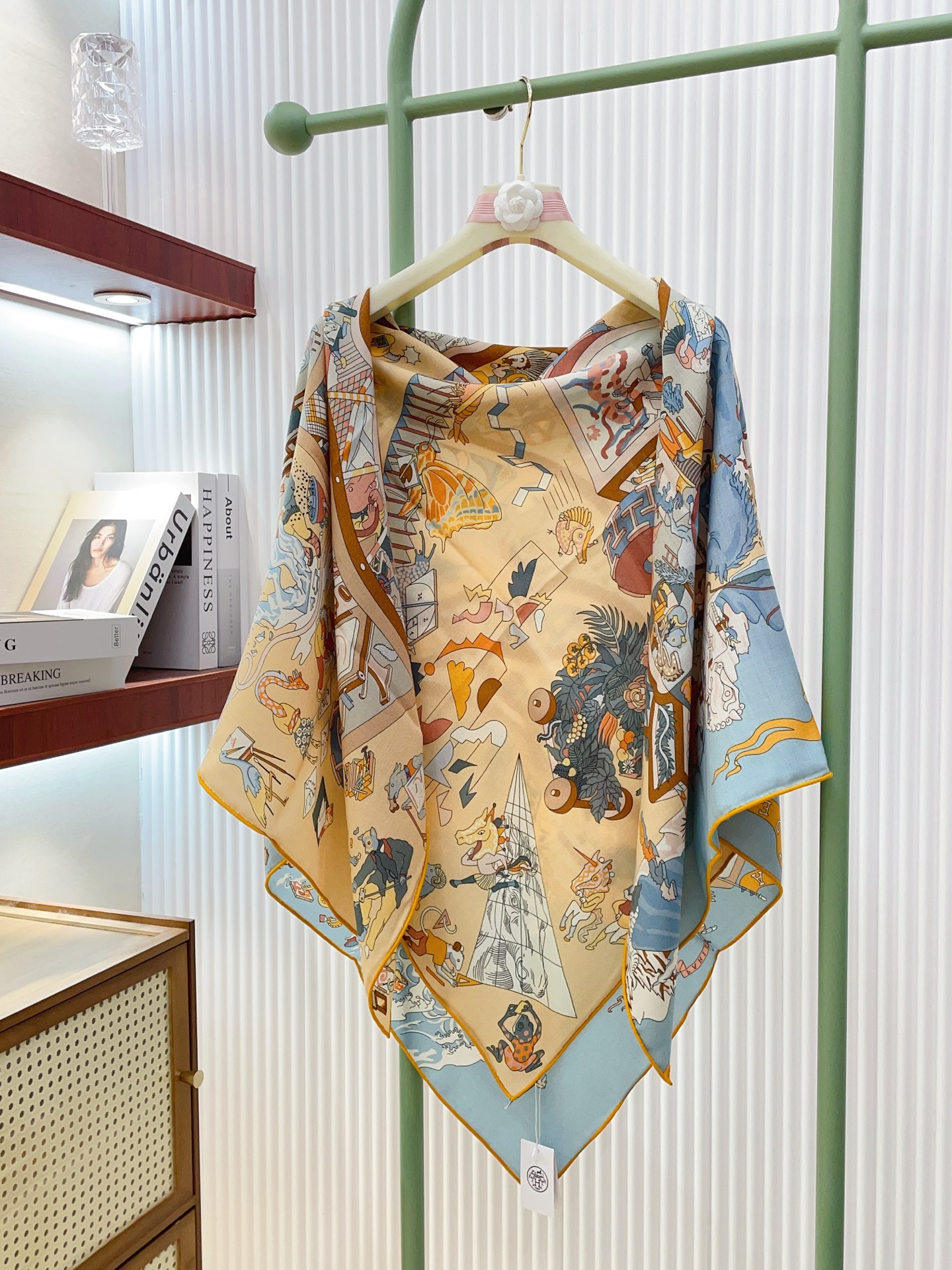 ✨✨【双面同色 丝毛款】H家羊绒新款 买了都说好看‼️推荐💕【马术学院 140】羊绒方巾‼️H家ZG爆款