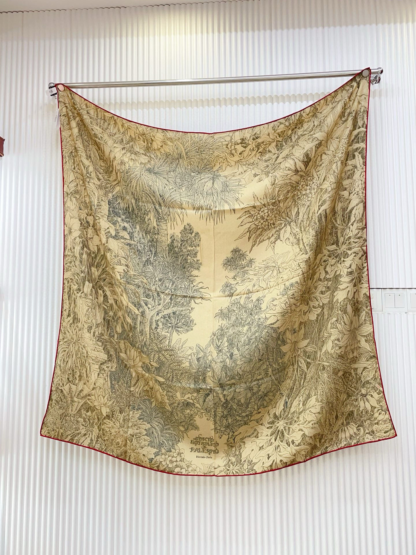 ✨✨【双面同色 丝毛款】H家羊绒新款 买了都说好看‼️推荐💕【巴勒莫植物园 140】羊绒方巾‼️H家ZG