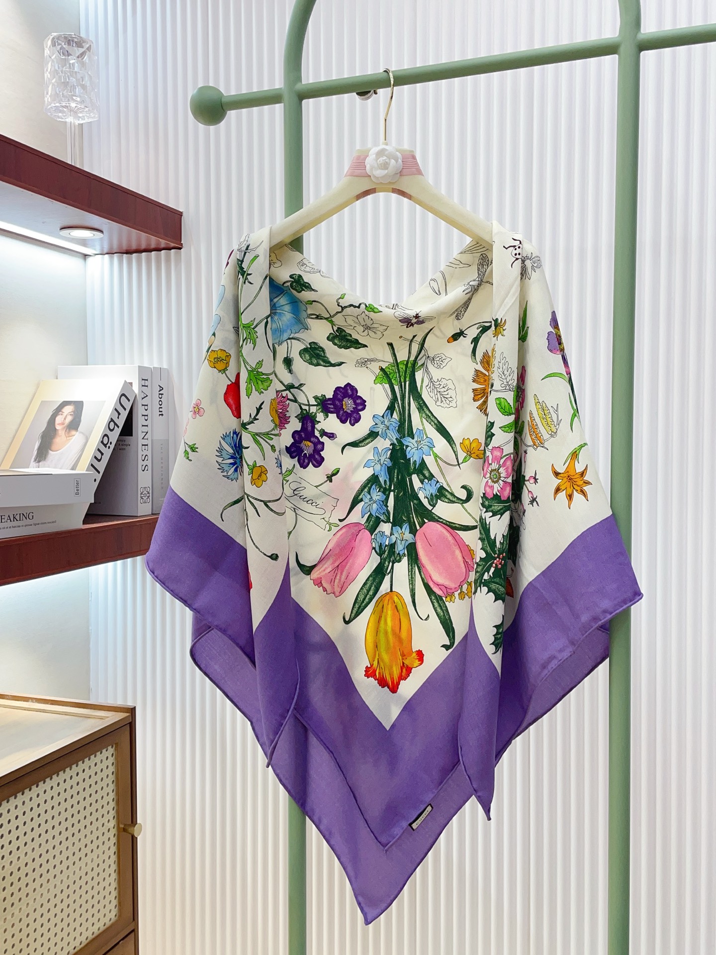 ✨✨【双面同色 丝毛款】大G 羊绒方巾‼️抢‼️VIP推荐 ‼️👍下手一定要快【高端 大爱 ‼️纯羊绒 