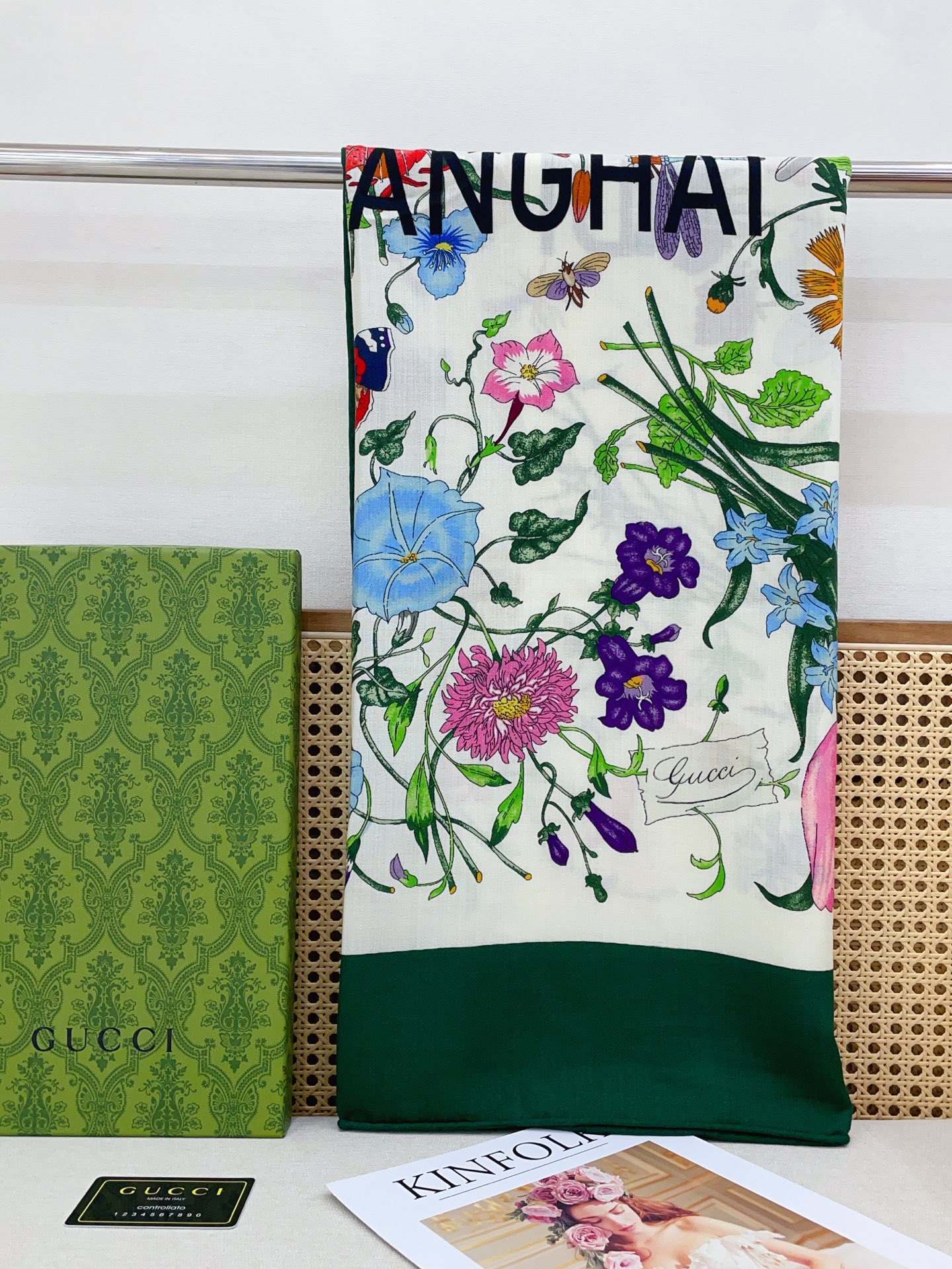 ✨✨【双面同色 丝毛款】大G 羊绒方巾‼️抢‼️VIP推荐 ‼️👍下手一定要快【高端 大爱 ‼️纯羊绒 