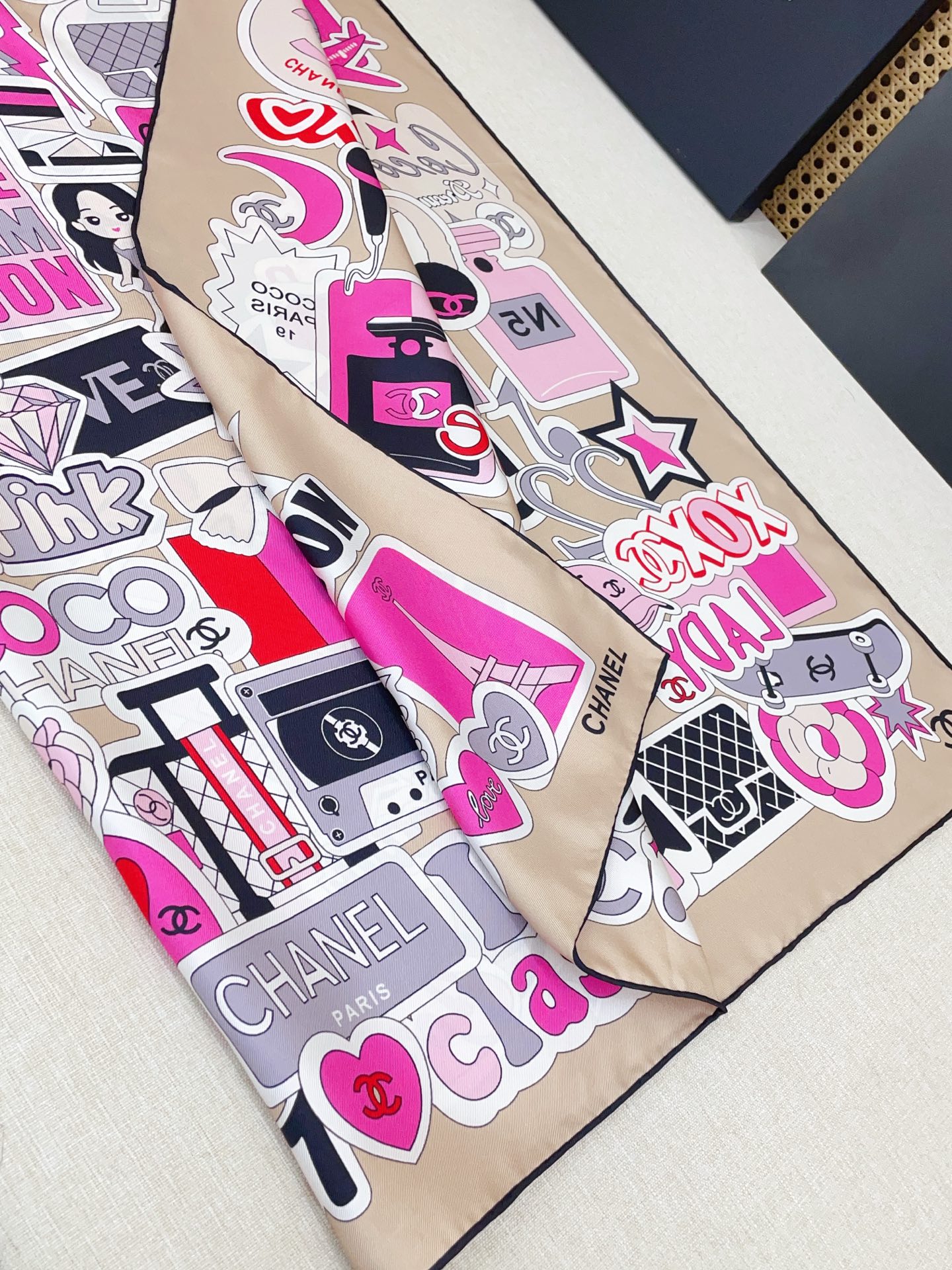 ✨✨【18姆米 双面同色】新款小香‼️美翻了[流泪]最新御用殿堂级极品‼️经典元素图案设计风格❗️美丽至