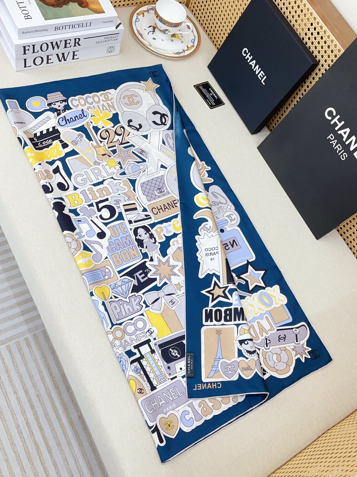 ✨✨【18姆米 双面同色】新款小香‼️美翻了[流泪]最新御用殿堂级极品‼️经典元素图案设计风格❗️美丽至