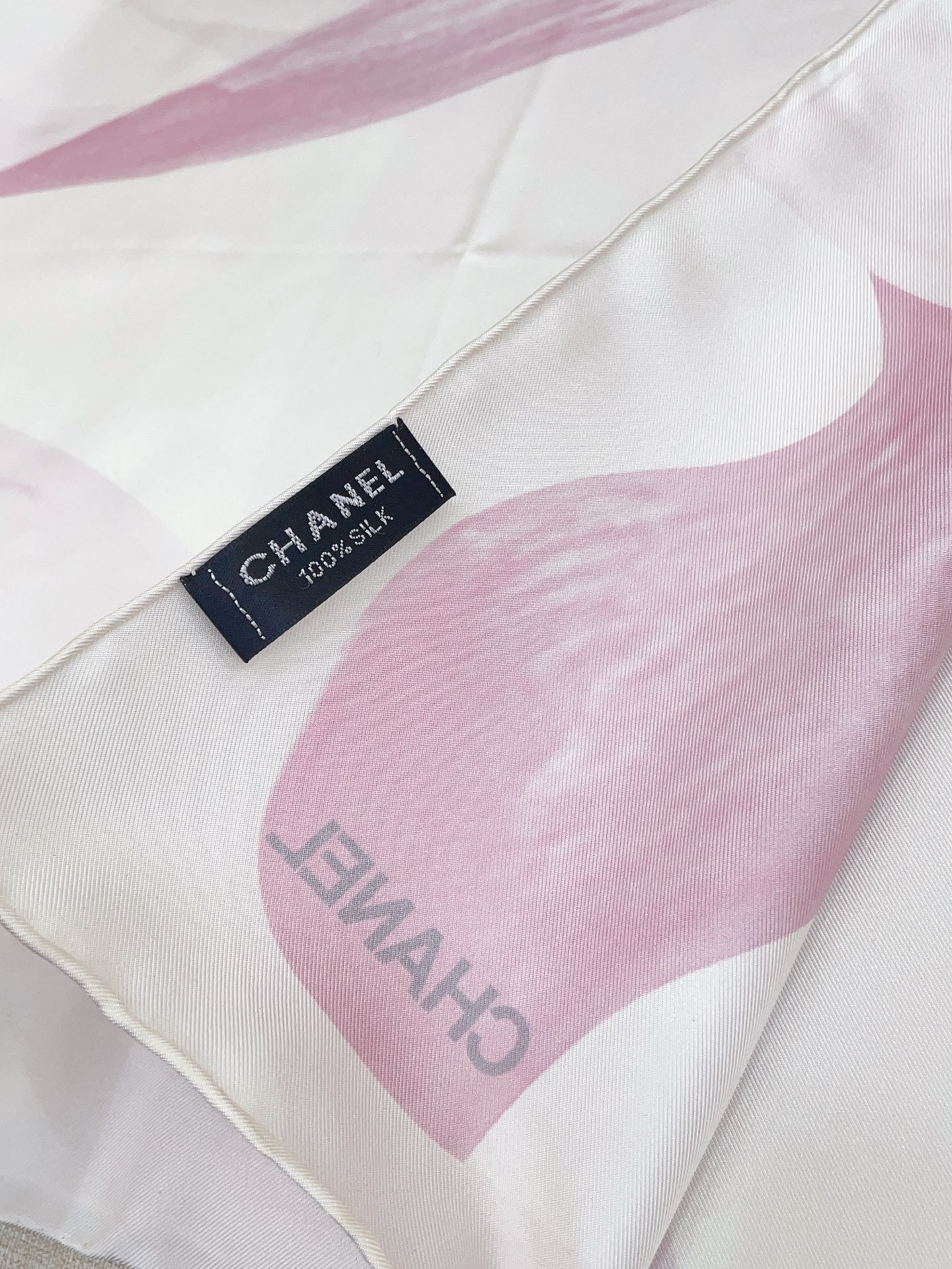 ✨✨【18姆米 双面同色】新款小香‼️美翻了[流泪]最新御用殿堂级极品‼️经典元素图案设计风格❗️美丽至