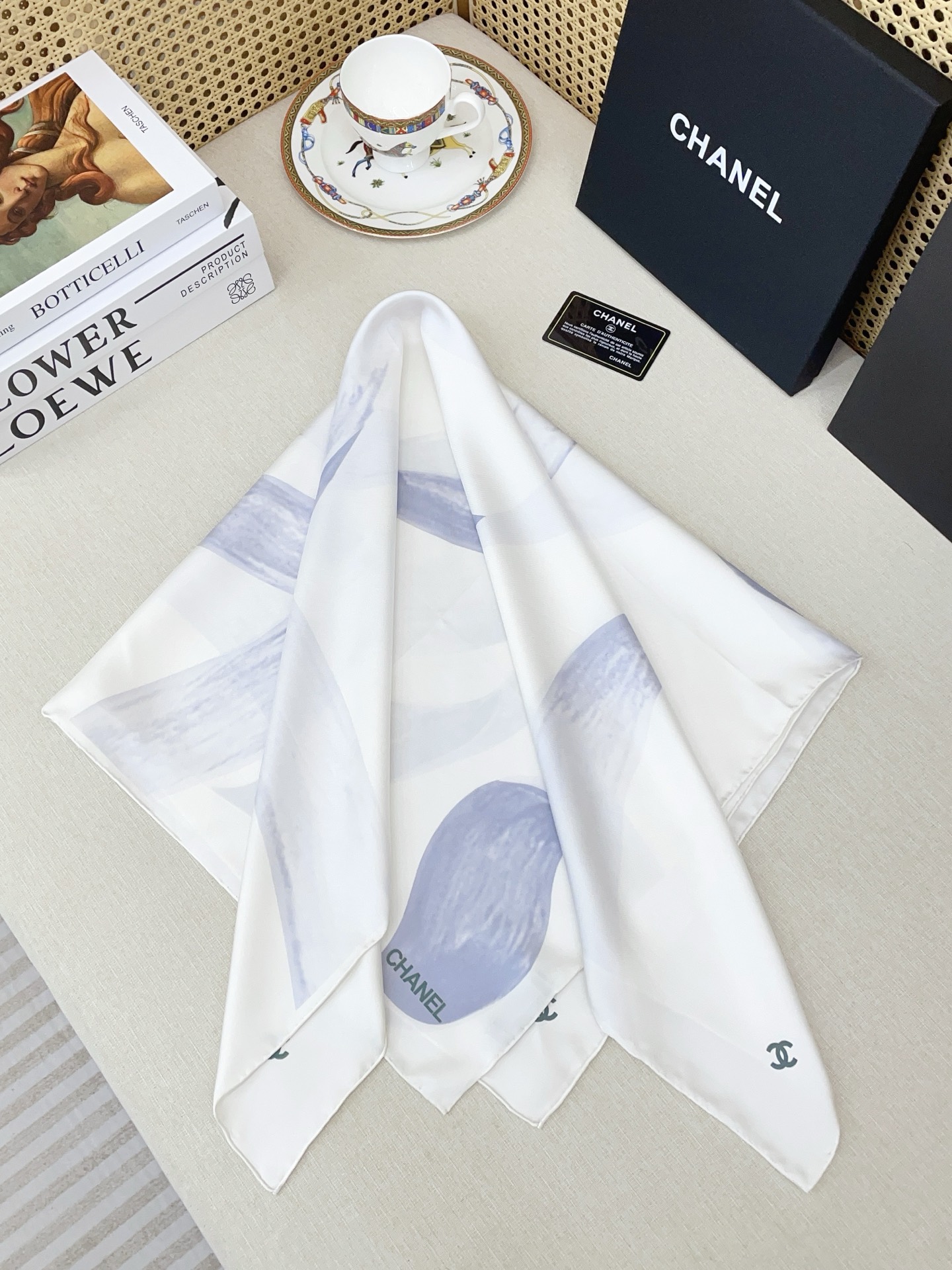 ✨✨【18姆米 双面同色】新款小香‼️美翻了[流泪]最新御用殿堂级极品‼️经典元素图案设计风格❗️美丽至