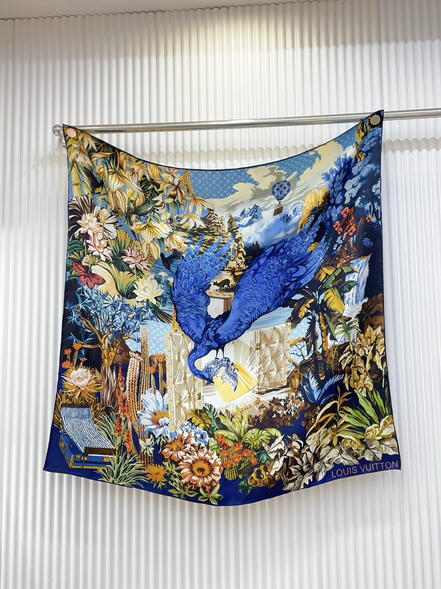 ✨✨【18姆米 双面同色】上身效果疯狂的喜欢❗️专柜也是刚刚上架的，L*最最新款~非常有看头，L的这类元