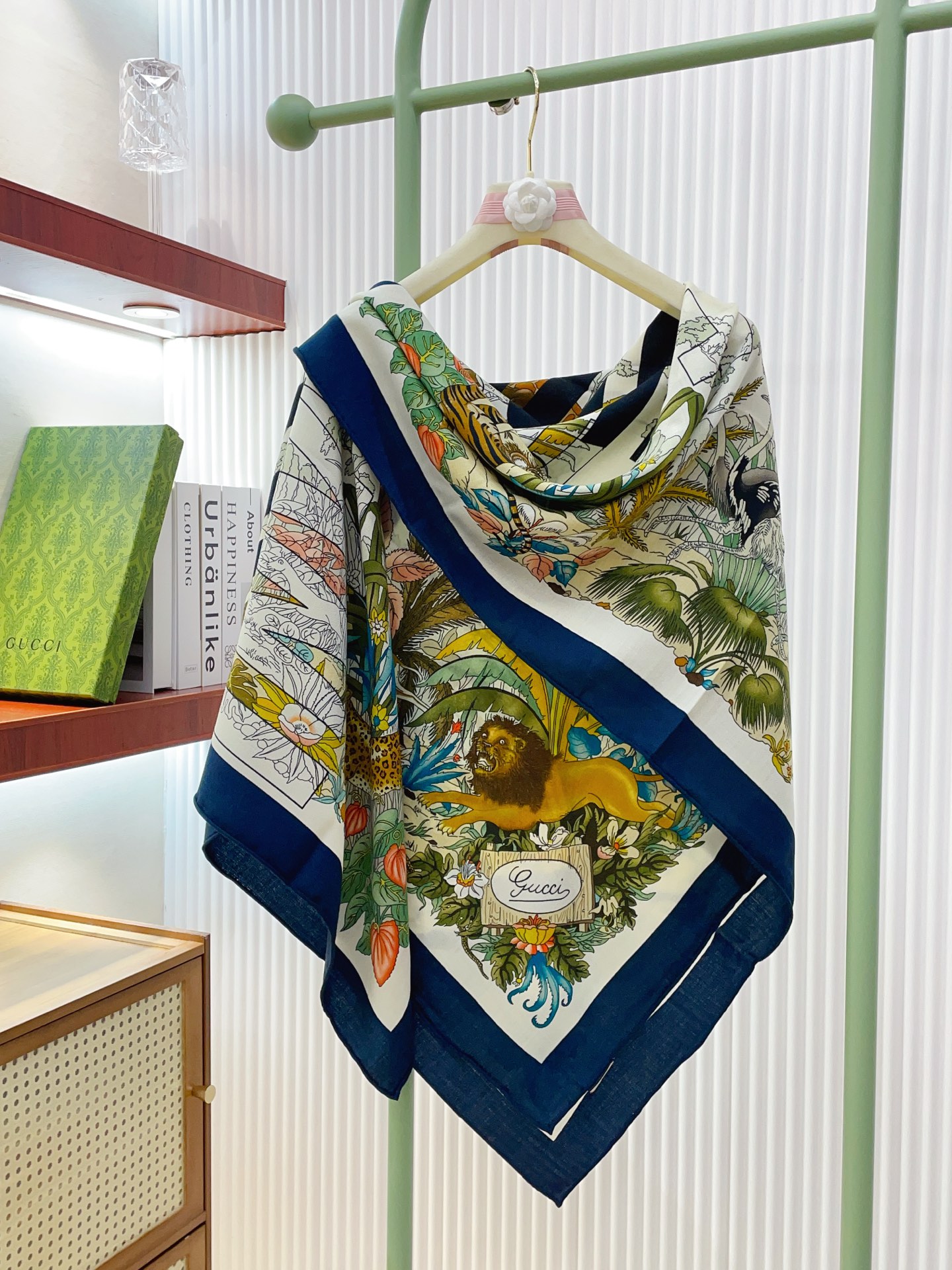 ✨✨【双面同色 丝毛款】大G【丛林豹子🐆140】羊绒方巾‼️抢‼️VIP推荐 ‼️👍下手一定要快【高端 