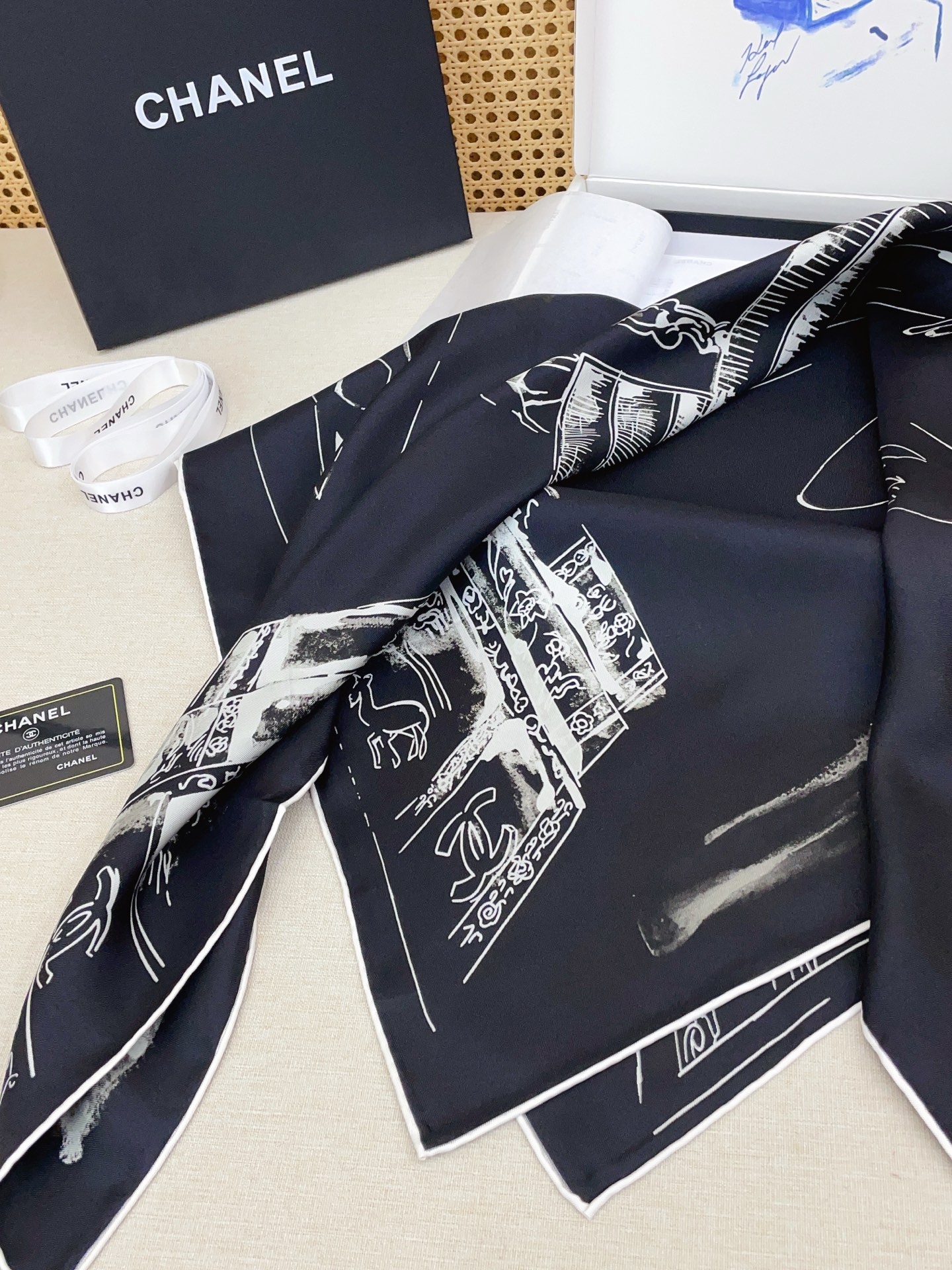 ✨✨【18姆米 双面同色】新款小香‼️美翻了[流泪]最新御用殿堂级极品‼️经典元素图案设计风格❗️美丽至