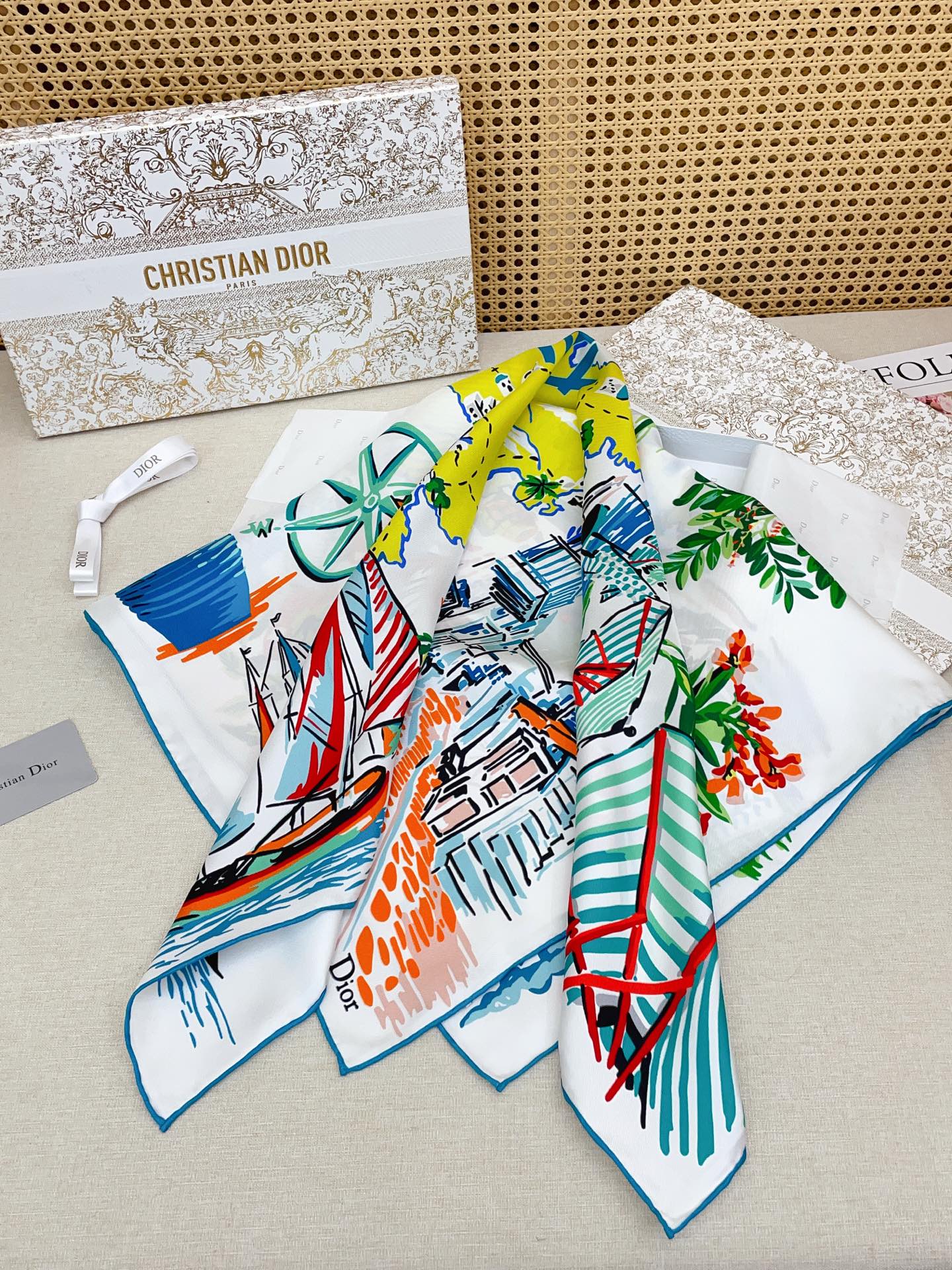 ✨✨【18姆米 双面同色】高级感爆棚❗️CD【城市🌆元素90】高级时髦风‼️配色非常考究，图案匠心，上身