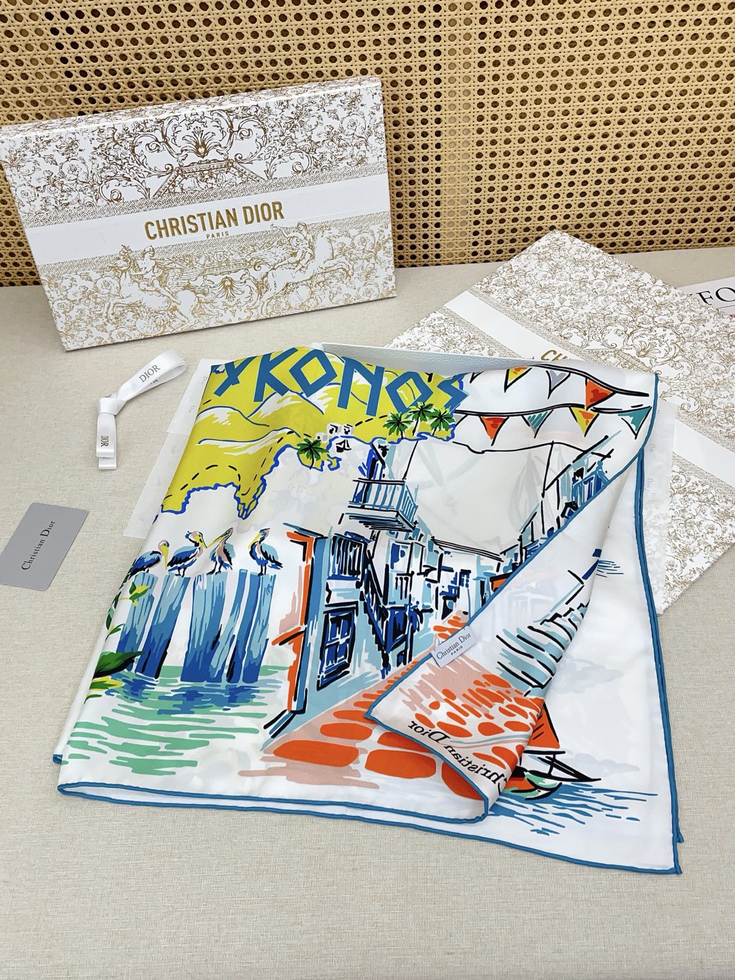 ✨✨【18姆米 双面同色】高级感爆棚❗️CD【城市🌆元素90】高级时髦风‼️配色非常考究，图案匠心，上身