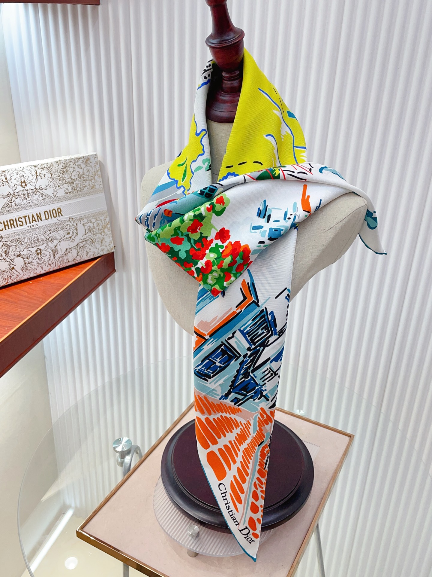 ✨✨【18姆米 双面同色】高级感爆棚❗️CD【城市🌆元素90】高级时髦风‼️配色非常考究，图案匠心，上身