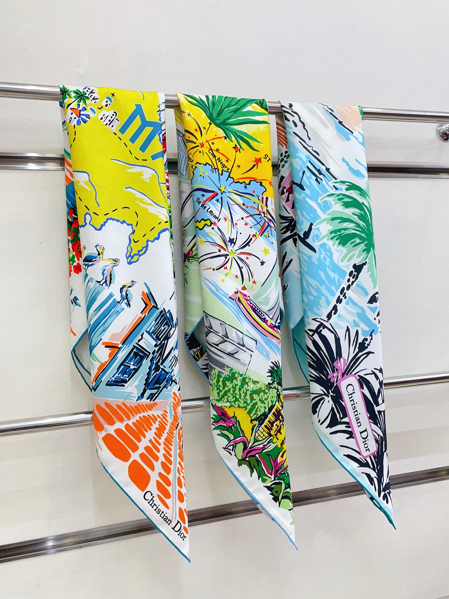 ✨✨【18姆米 双面同色】高级感爆棚❗️CD【城市🌆元素90】高级时髦风‼️配色非常考究，图案匠心，上身