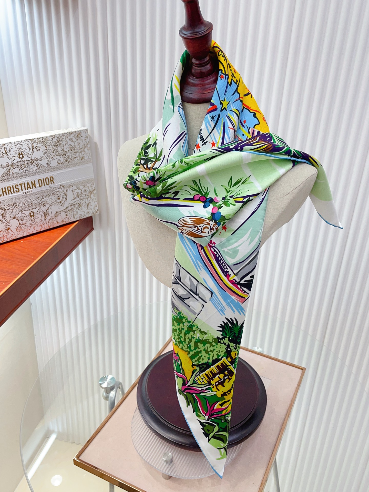 ✨✨【18姆米 双面同色】高级感爆棚❗️CD【城市🌆元素90】高级时髦风‼️配色非常考究，图案匠心，上身