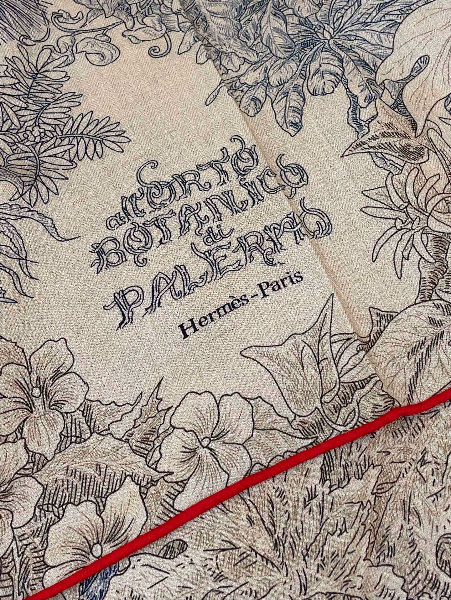 ✨✨【双面同色 丝毛款】H家羊绒新款 买了都说好看‼️推荐💕【巴勒莫植物园 140】羊绒方巾‼️H家ZG