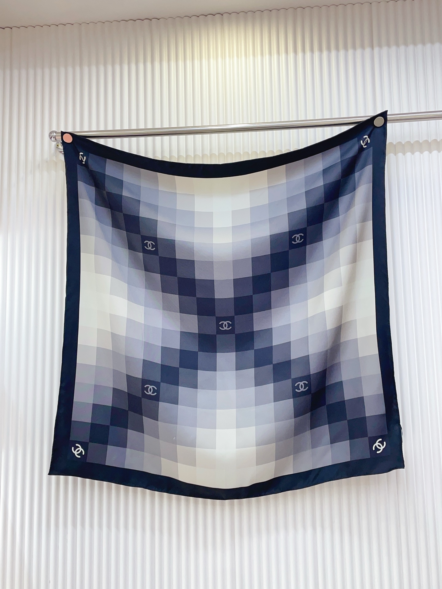 ✨✨【18姆米 双面同色】新款小香‼️美翻了[流泪]最新御用殿堂级极品‼️经典元素图案设计风格❗️美丽至