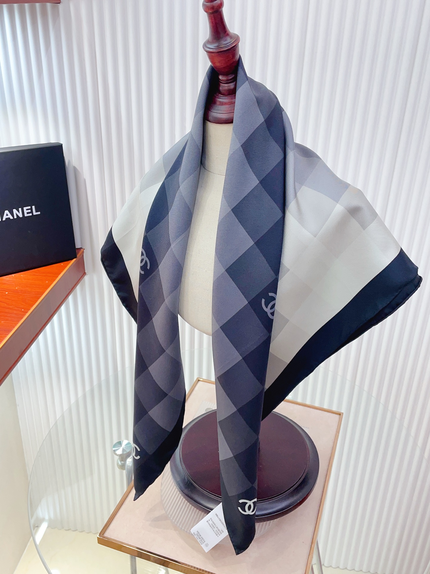 ✨✨【18姆米 双面同色】新款小香‼️美翻了[流泪]最新御用殿堂级极品‼️经典元素图案设计风格❗️美丽至