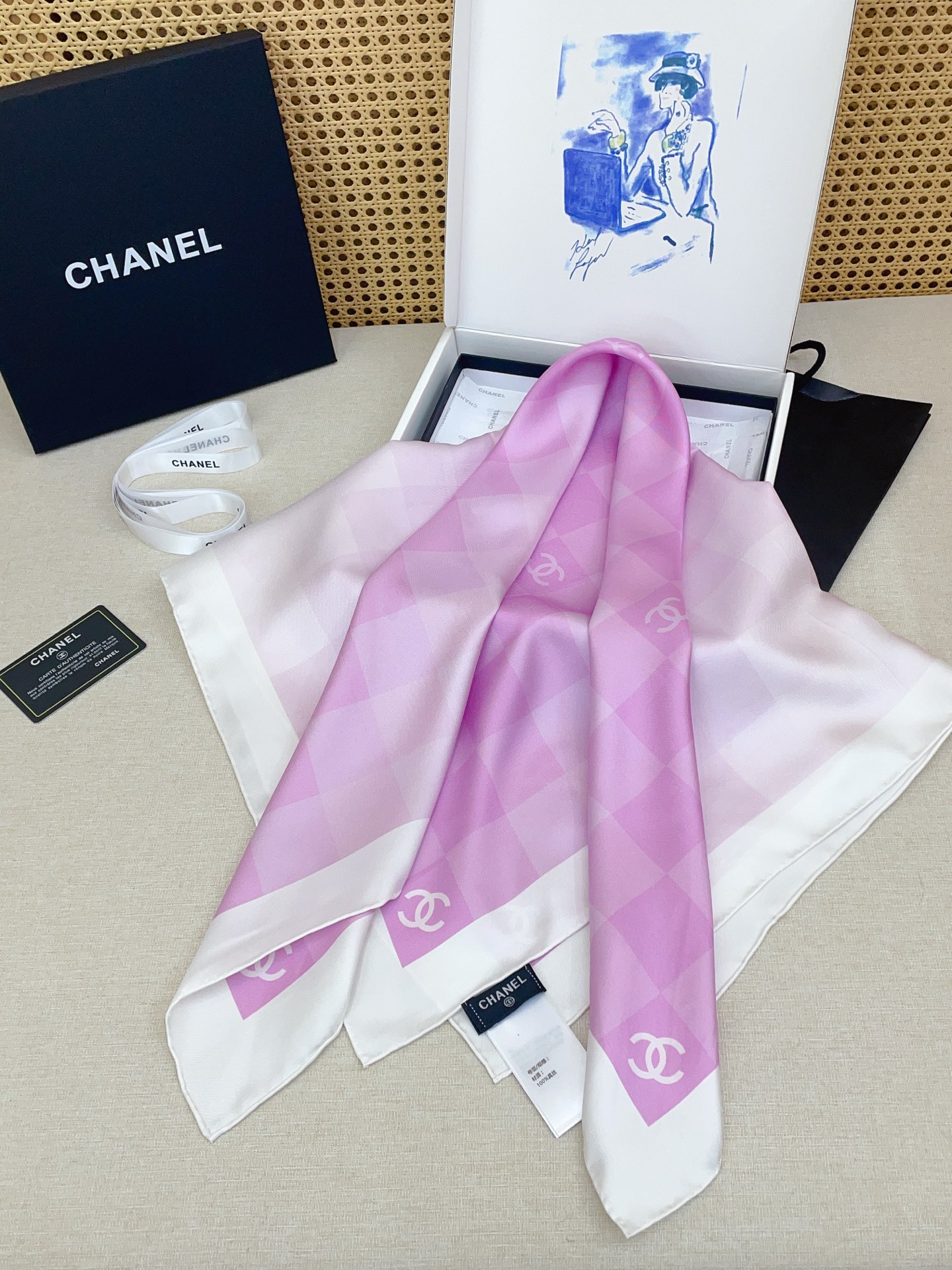 ✨✨【18姆米 双面同色】新款小香‼️美翻了[流泪]最新御用殿堂级极品‼️经典元素图案设计风格❗️美丽至