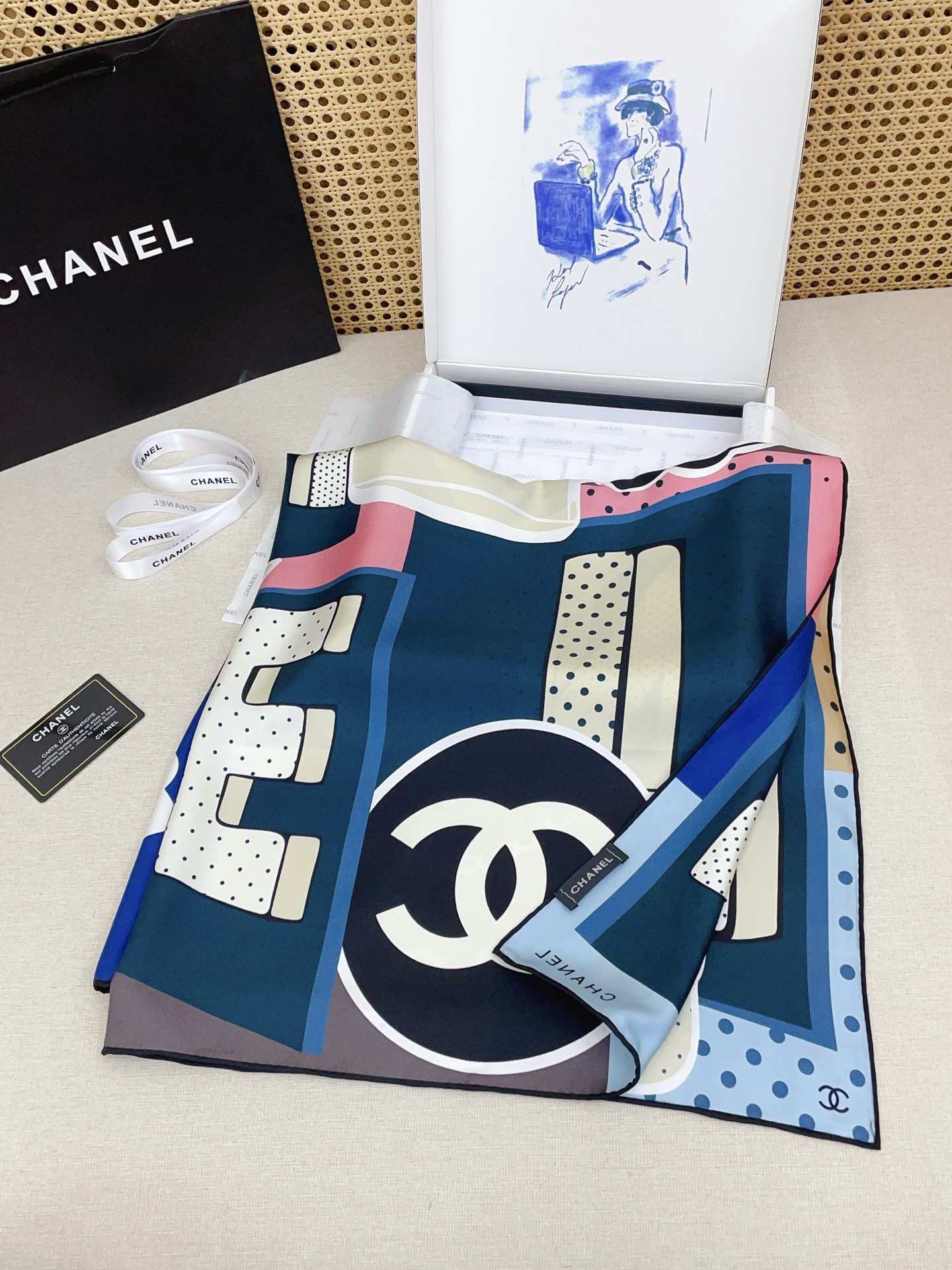 ✨✨【18姆米 双面同色】新款小香【经典元素组合】‼️美翻了[流泪]御用殿堂级极品‼️经典元素图案设计风