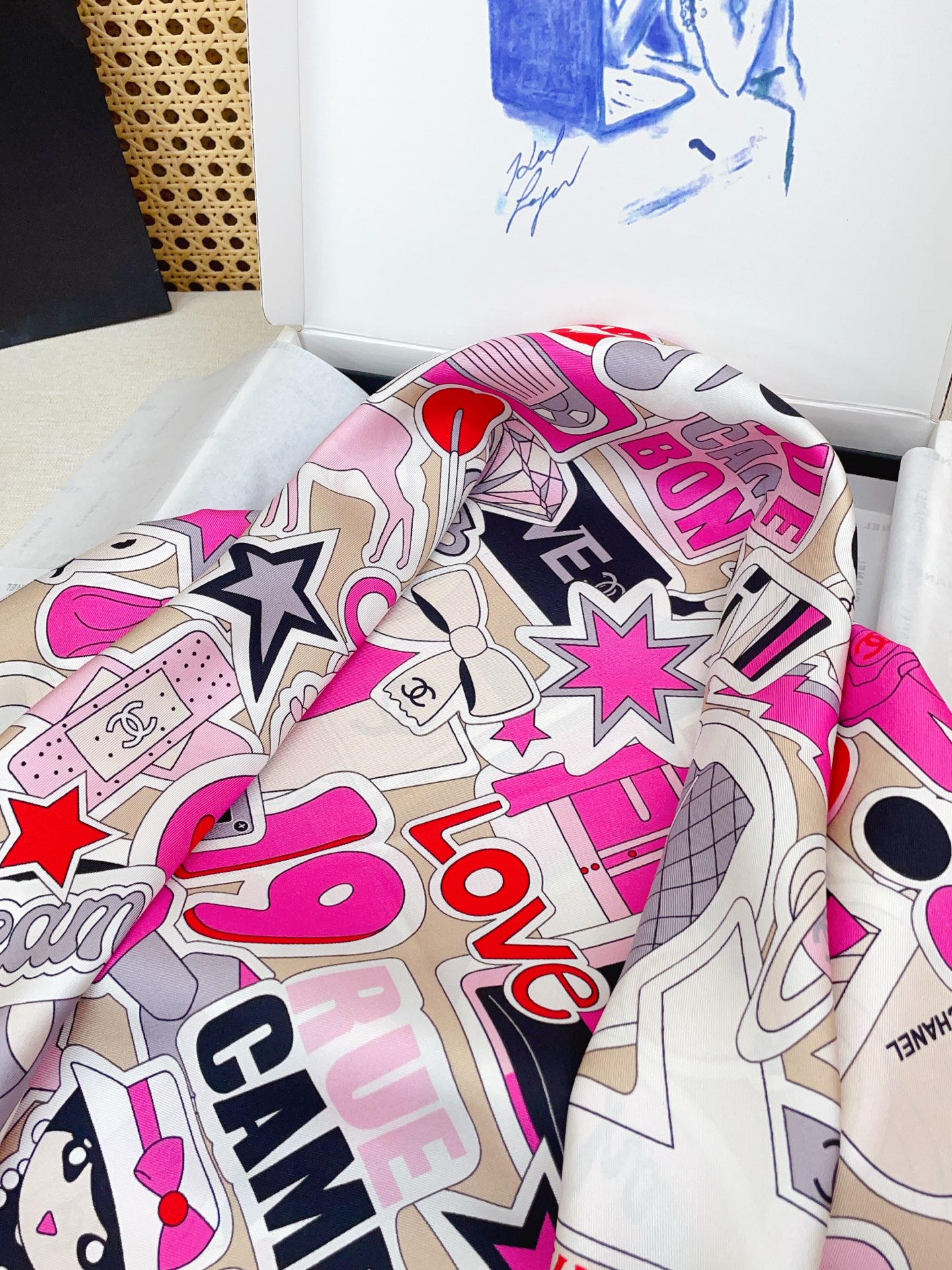 ✨✨【18姆米 双面同色】新款小香‼️美翻了[流泪]最新御用殿堂级极品‼️经典元素图案设计风格❗️美丽至