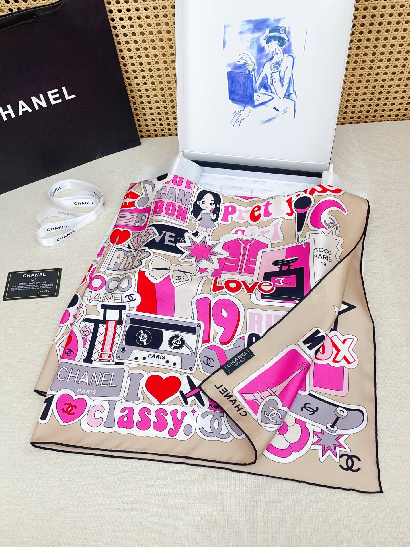 ✨✨【18姆米 双面同色】新款小香‼️美翻了[流泪]最新御用殿堂级极品‼️经典元素图案设计风格❗️美丽至