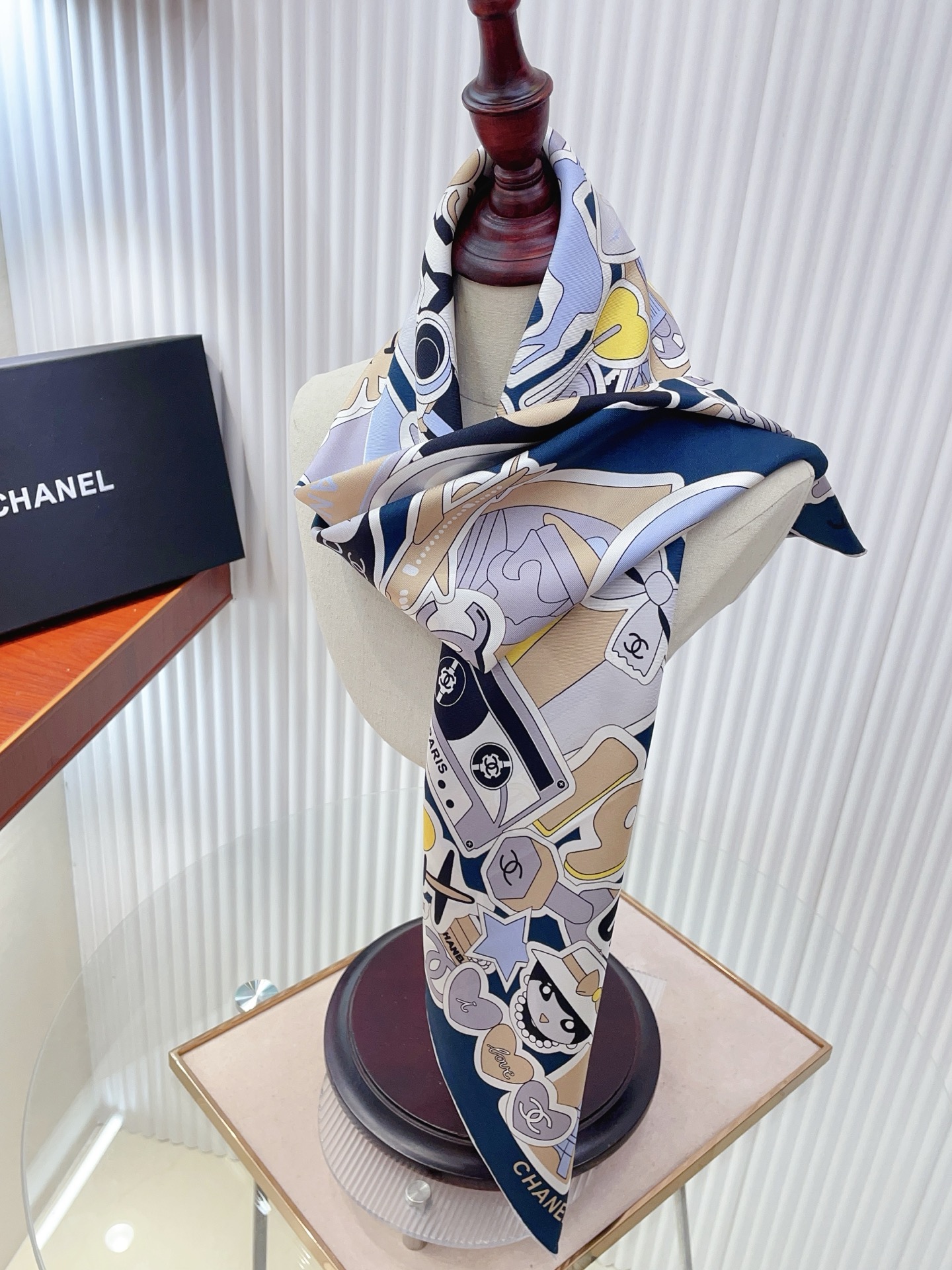 ✨✨【18姆米 双面同色】新款小香‼️美翻了[流泪]最新御用殿堂级极品‼️经典元素图案设计风格❗️美丽至