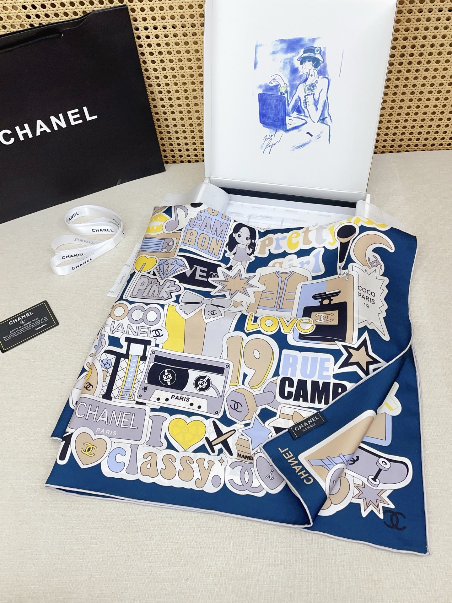 ✨✨【18姆米 双面同色】新款小香‼️美翻了[流泪]最新御用殿堂级极品‼️经典元素图案设计风格❗️美丽至