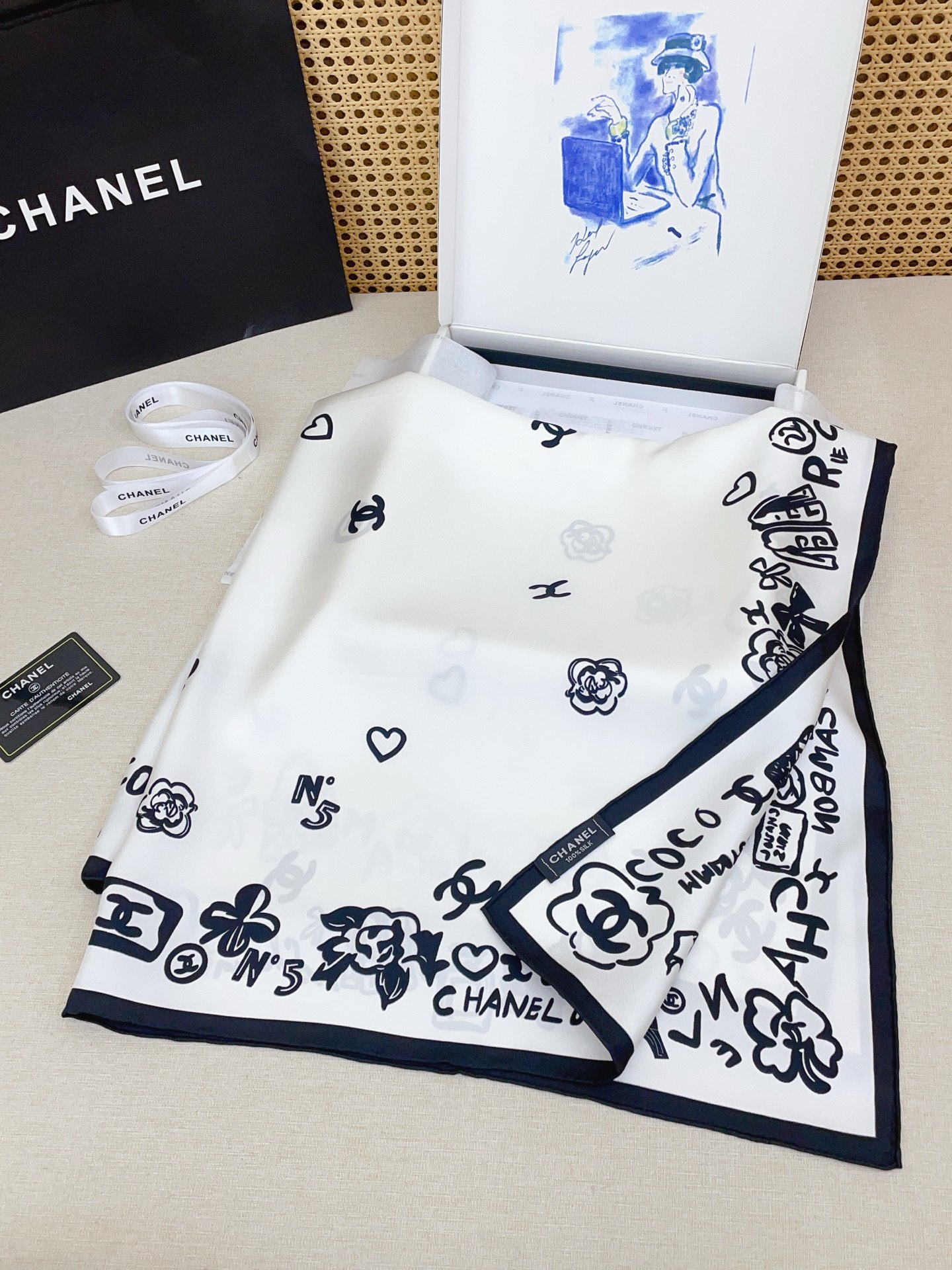 ✨✨【18姆米 双面同色】新款小香【产品组合】‼️美翻了[流泪]御用殿堂级极品‼️经典元素图案设计风格❗