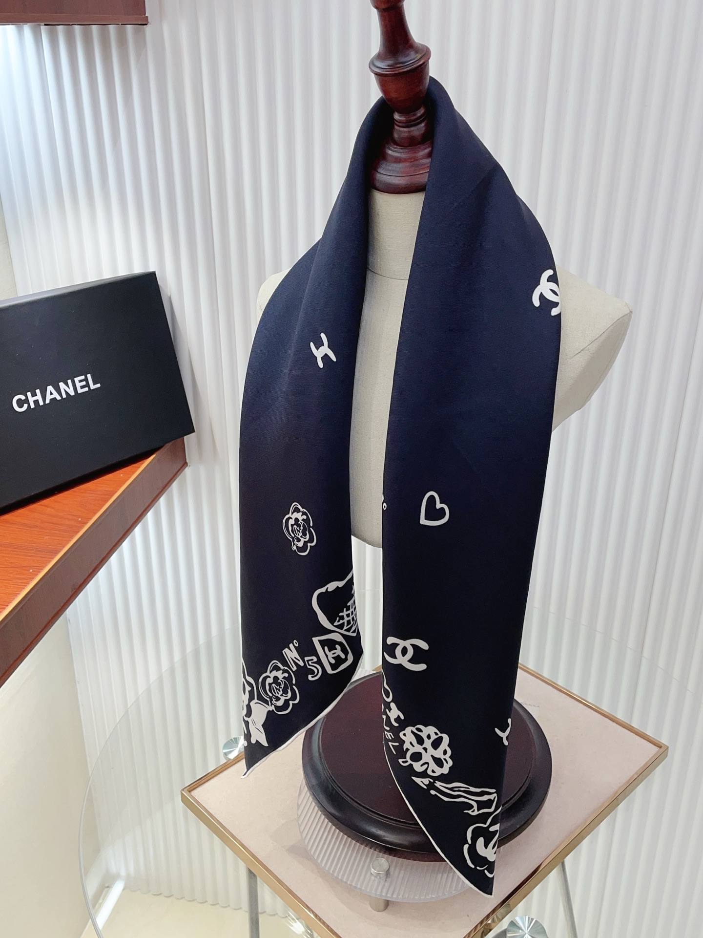 ✨✨【18姆米 双面同色】新款小香【产品组合】‼️美翻了[流泪]御用殿堂级极品‼️经典元素图案设计风格❗