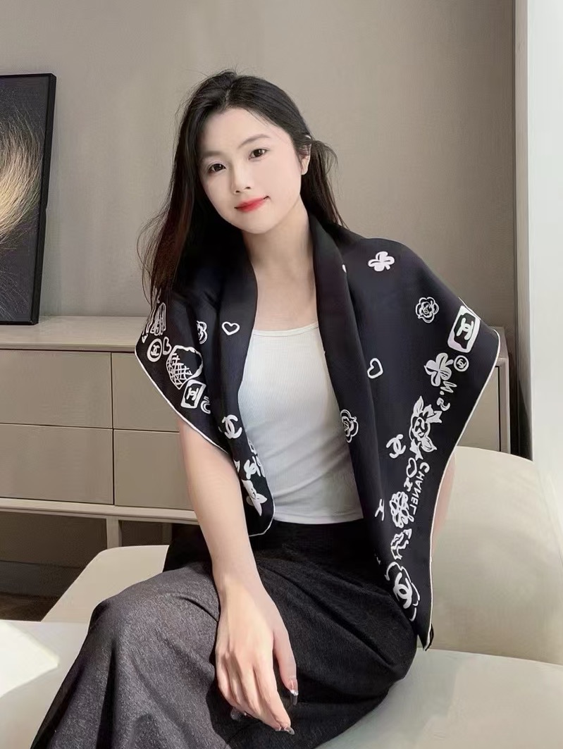 ✨✨【18姆米 双面同色】新款小香【产品组合】‼️美翻了[流泪]御用殿堂级极品‼️经典元素图案设计风格❗