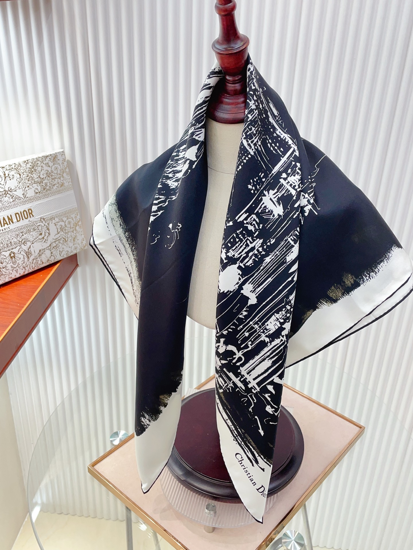 ✨✨【18姆米 双面同色】高级感爆棚❗️CD【自由🗽女神90】高级时髦风‼️配色非常考究，图案匠心，上身