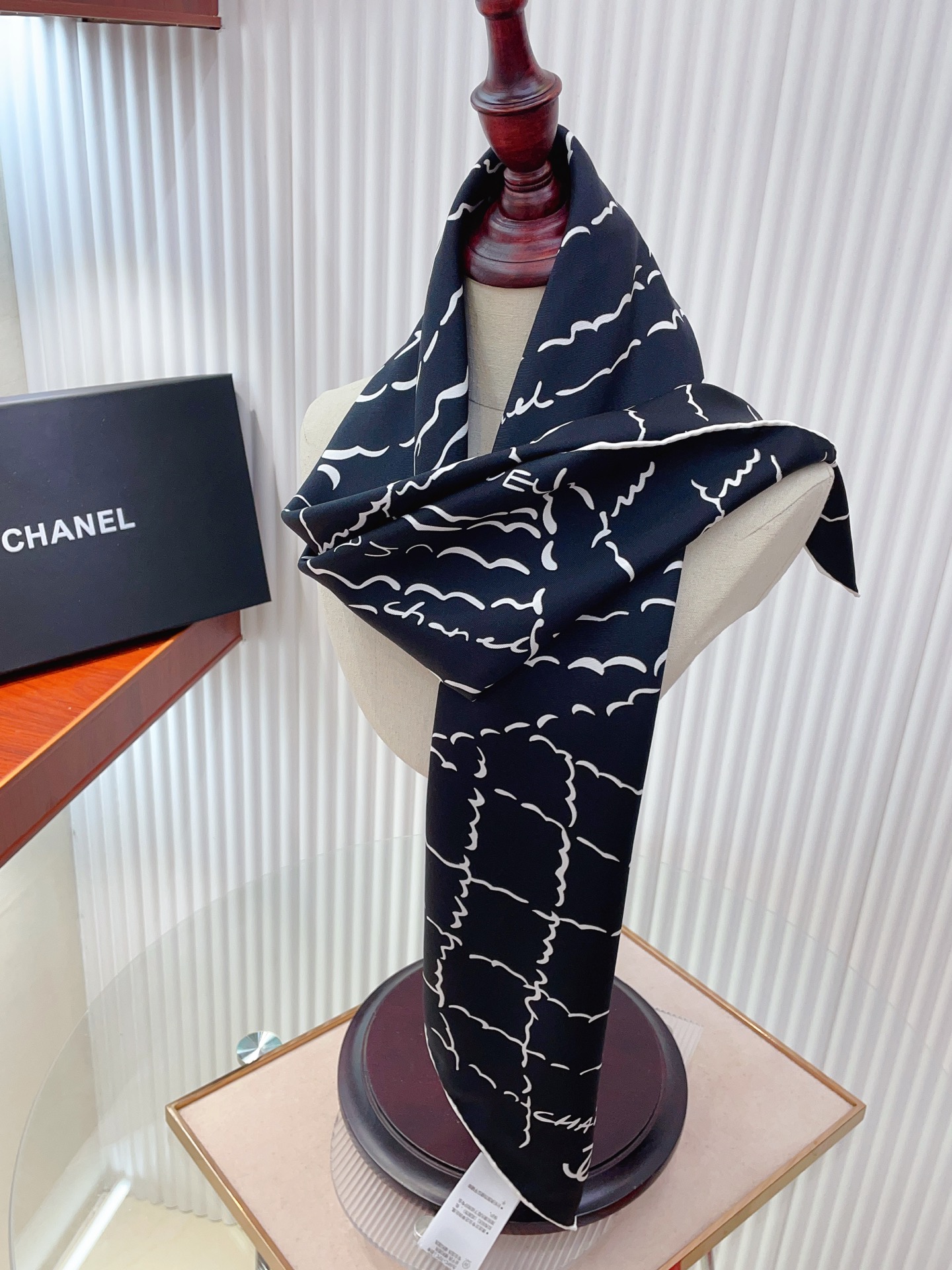 ✨✨【18姆米 双面同色】新款小香‼️美翻了[流泪]最新御用殿堂级极品‼️经典元素图案设计风格❗️美丽至