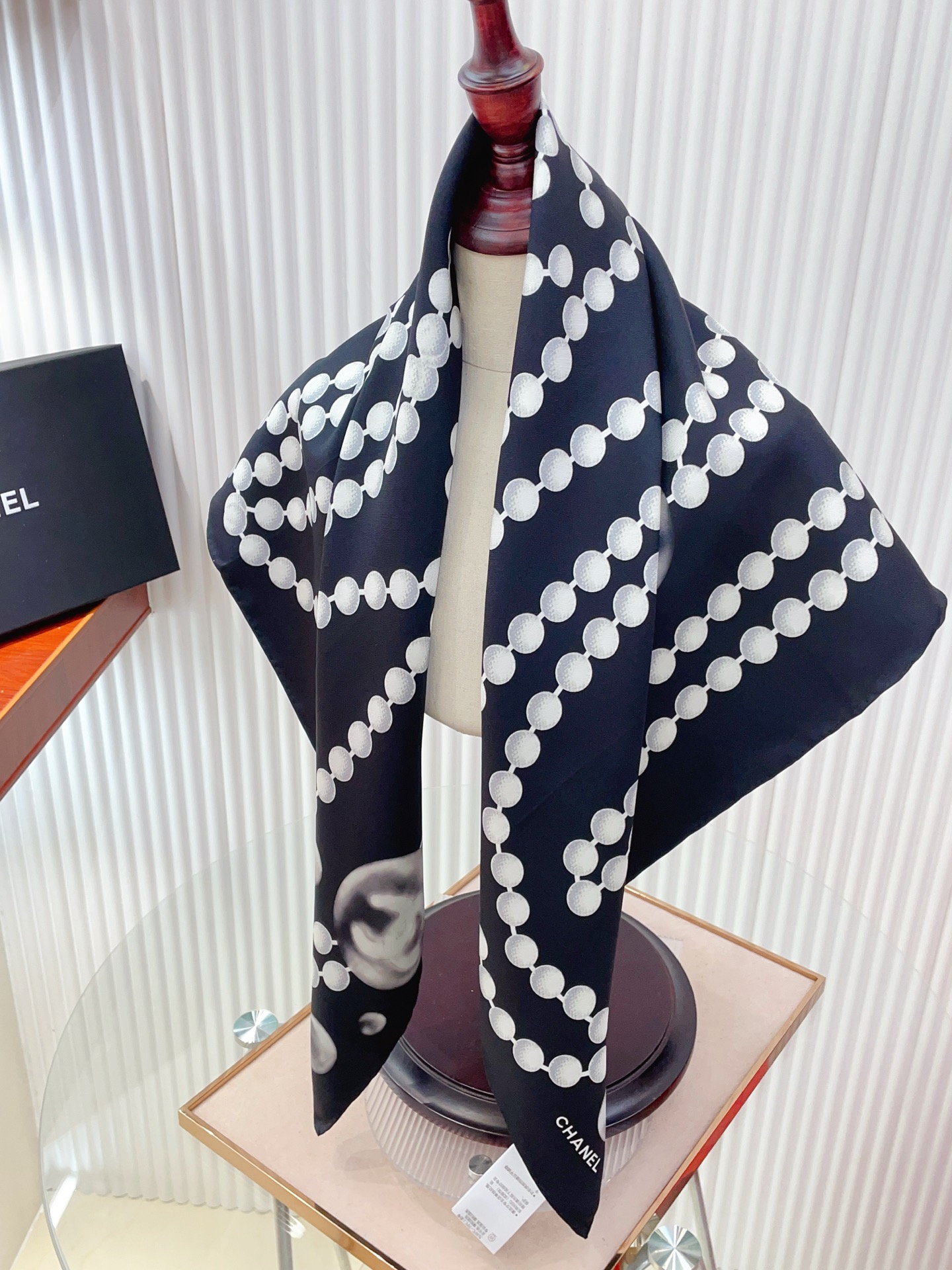 ✨✨【18姆米 双面同色】新款小香‼️美翻了[流泪]最新御用殿堂级极品‼️经典元素图案设计风格❗️美丽至