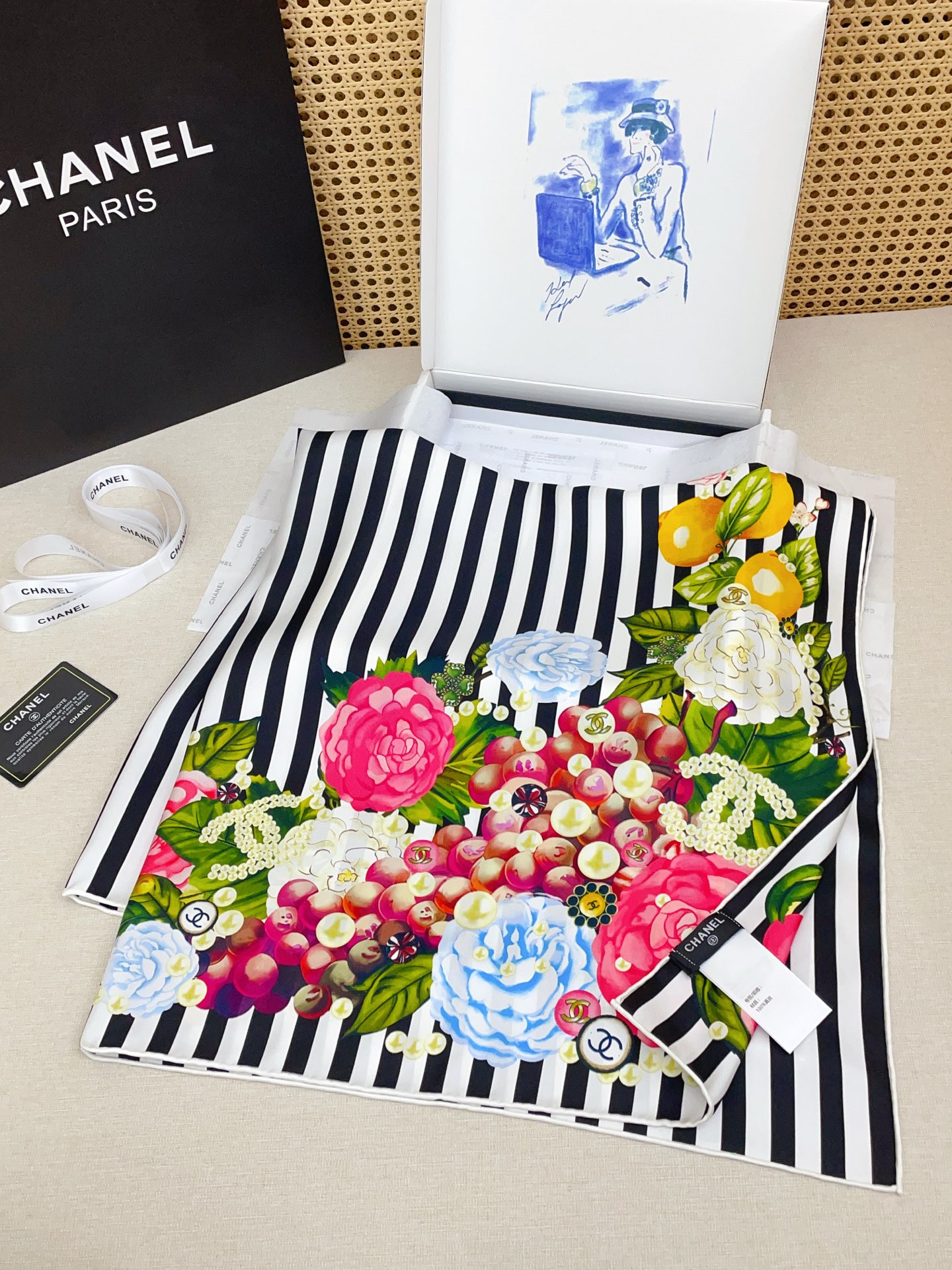 ✨✨【18姆米 双面同色】新款小香‼️美翻了[流泪]最新御用殿堂级极品‼️经典元素图案设计风格❗️美丽至