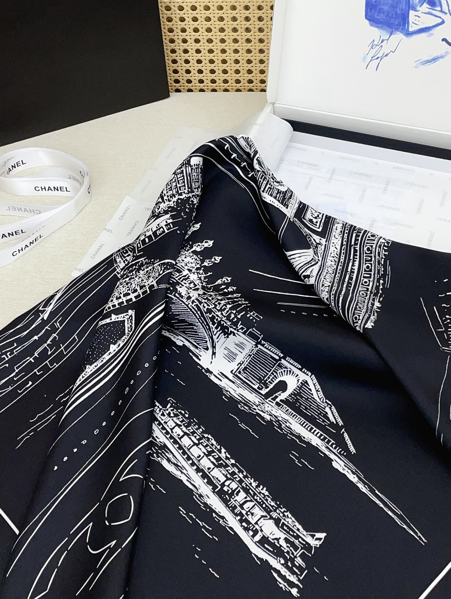 ✨✨【18姆米 双面同色】新款小香‼️美翻了[流泪]最新御用殿堂级极品‼️经典元素图案设计风格❗️美丽至