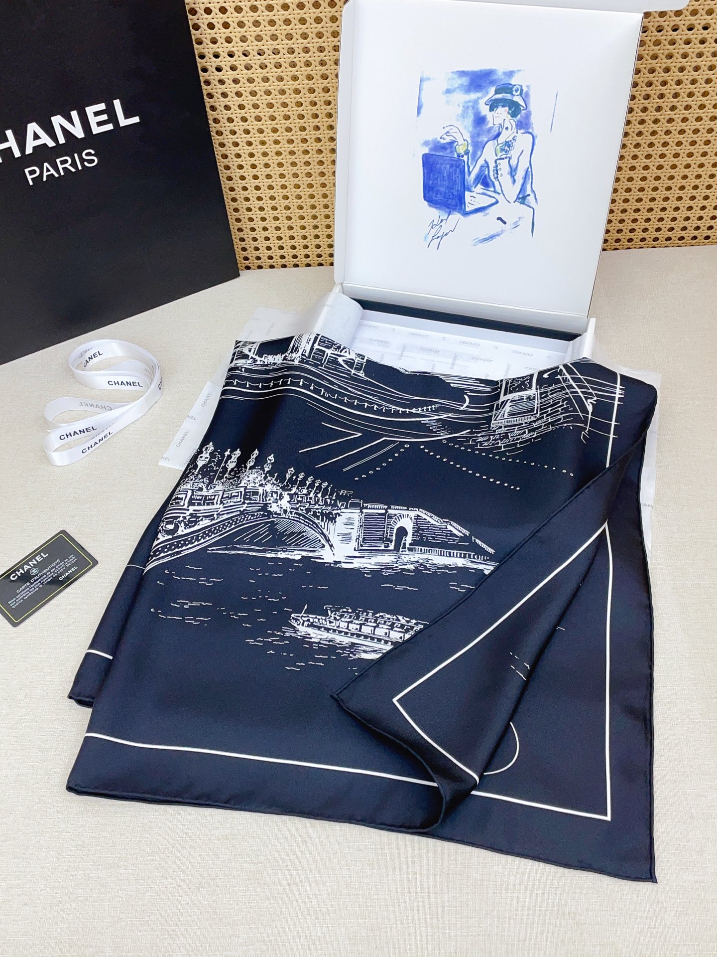 ✨✨【18姆米 双面同色】新款小香‼️美翻了[流泪]最新御用殿堂级极品‼️经典元素图案设计风格❗️美丽至