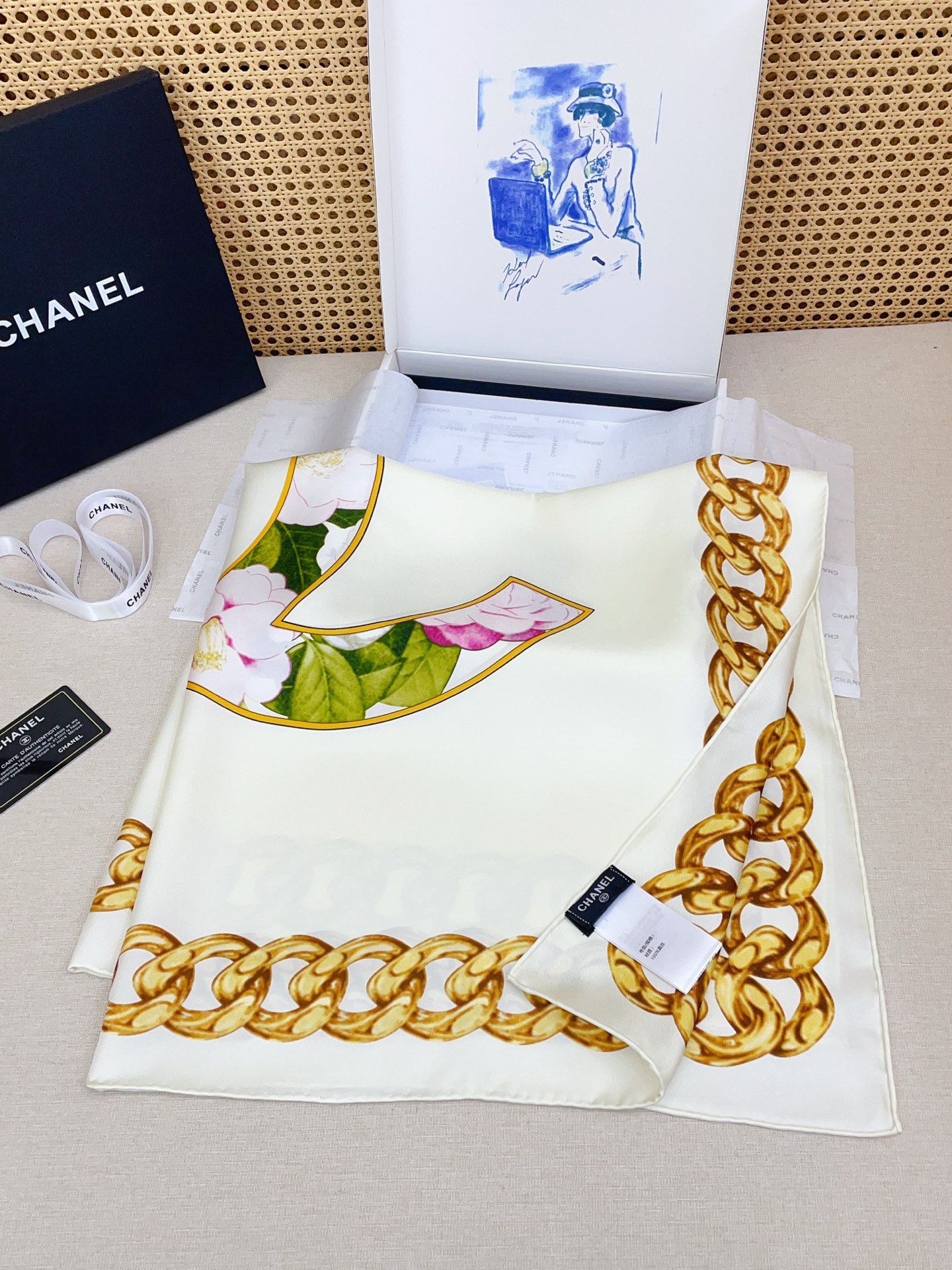 ✨✨【18姆米 双面同色】新款小香‼️美翻了[流泪]最新御用殿堂级极品‼️经典元素图案设计风格❗️美丽至