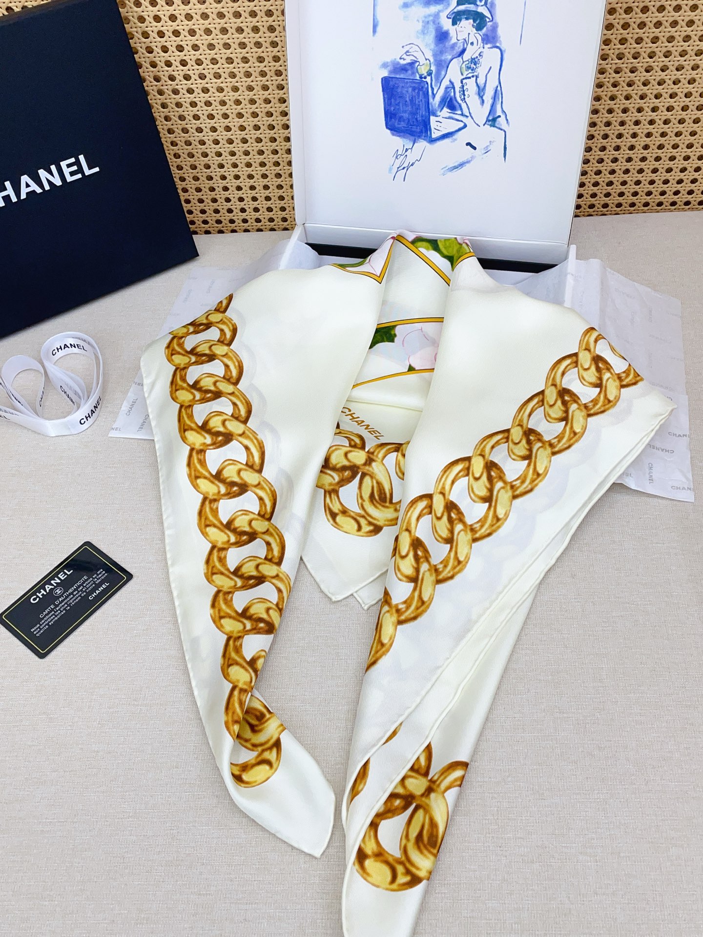 ✨✨【18姆米 双面同色】新款小香‼️美翻了[流泪]最新御用殿堂级极品‼️经典元素图案设计风格❗️美丽至