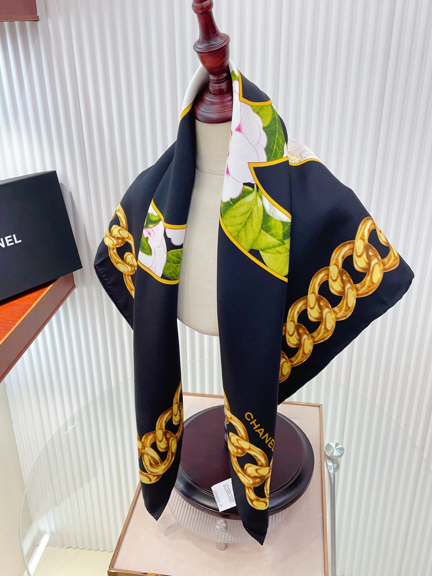 ✨✨【18姆米 双面同色】新款小香‼️美翻了[流泪]最新御用殿堂级极品‼️经典元素图案设计风格❗️美丽至